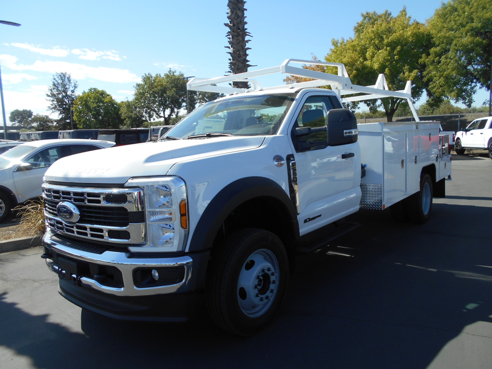 2024 Ford F-550 Chassis Truck Standard Cab 