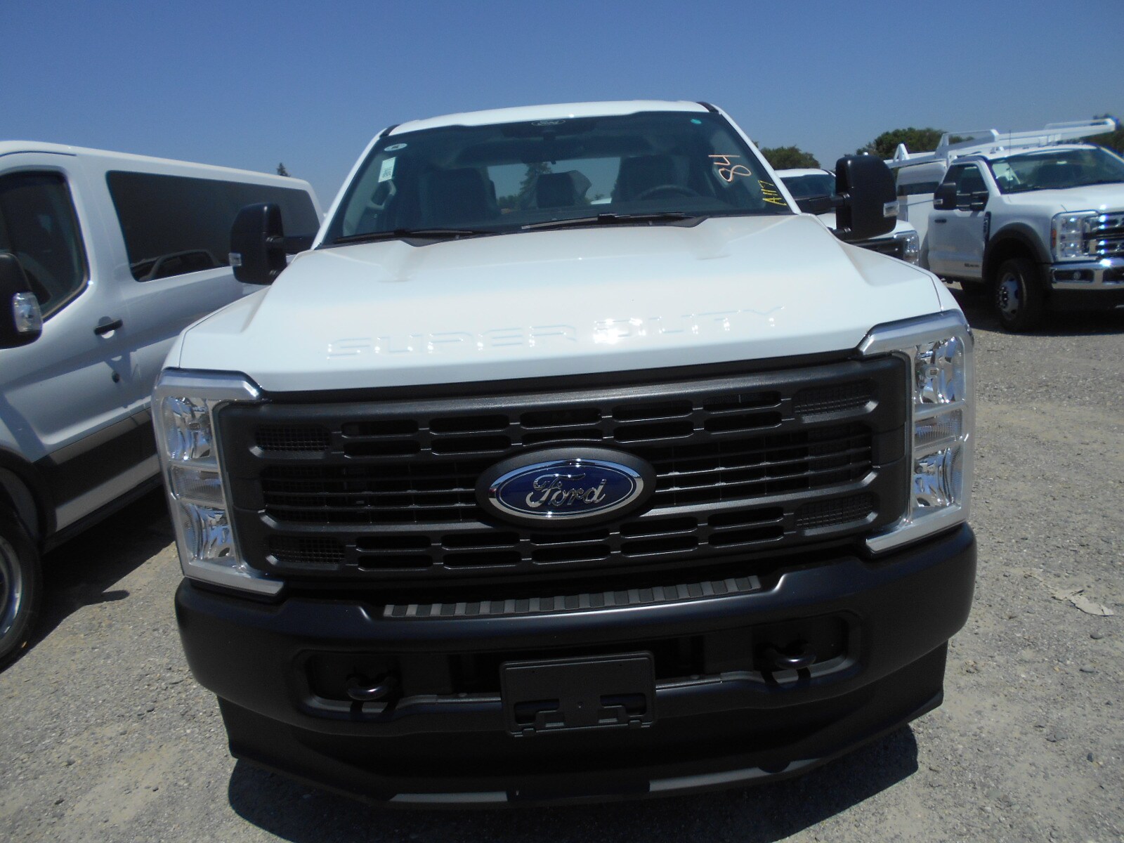 2025 Ford F-250 photo 2