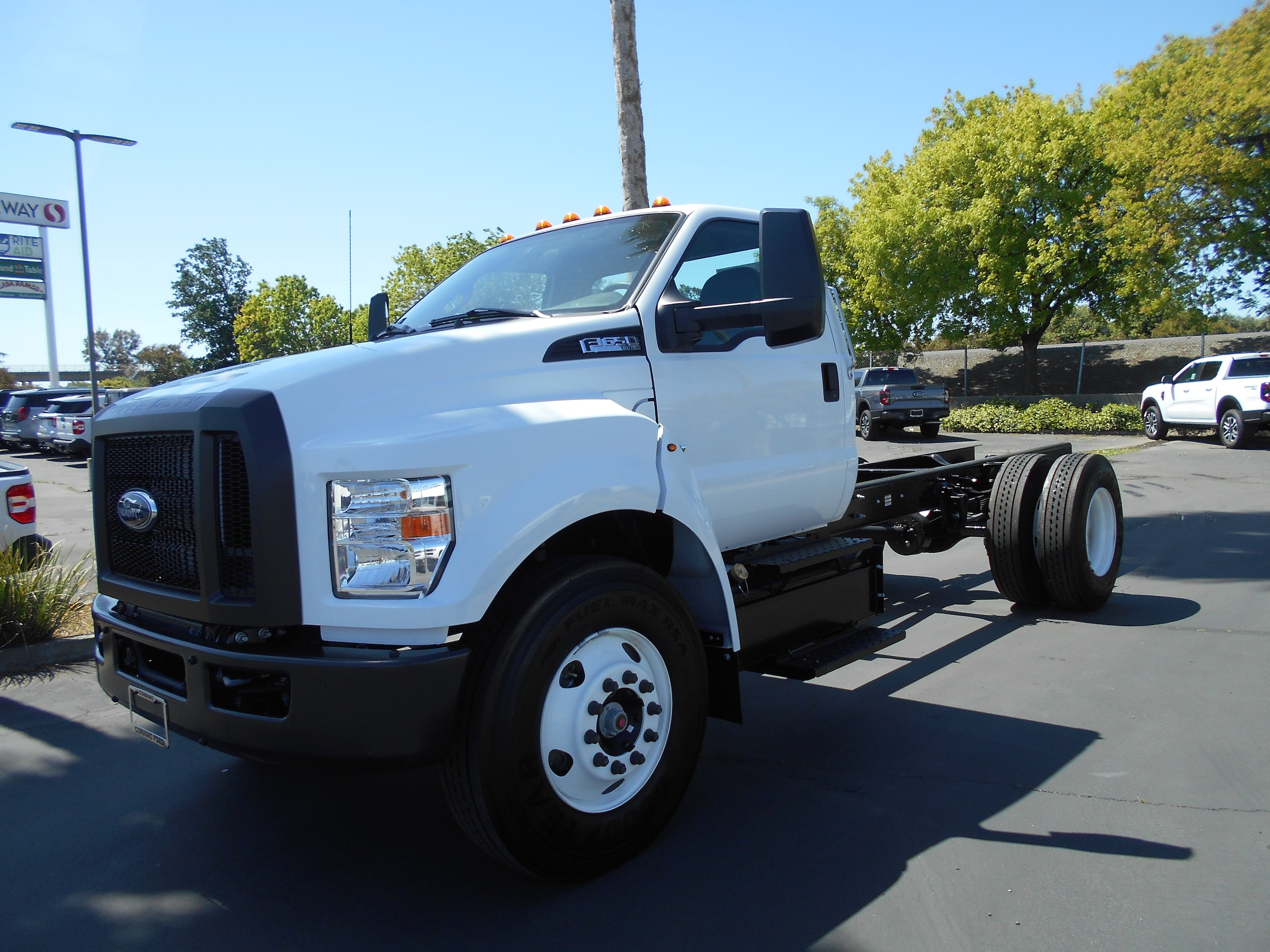 2026 Ford F-650's photo