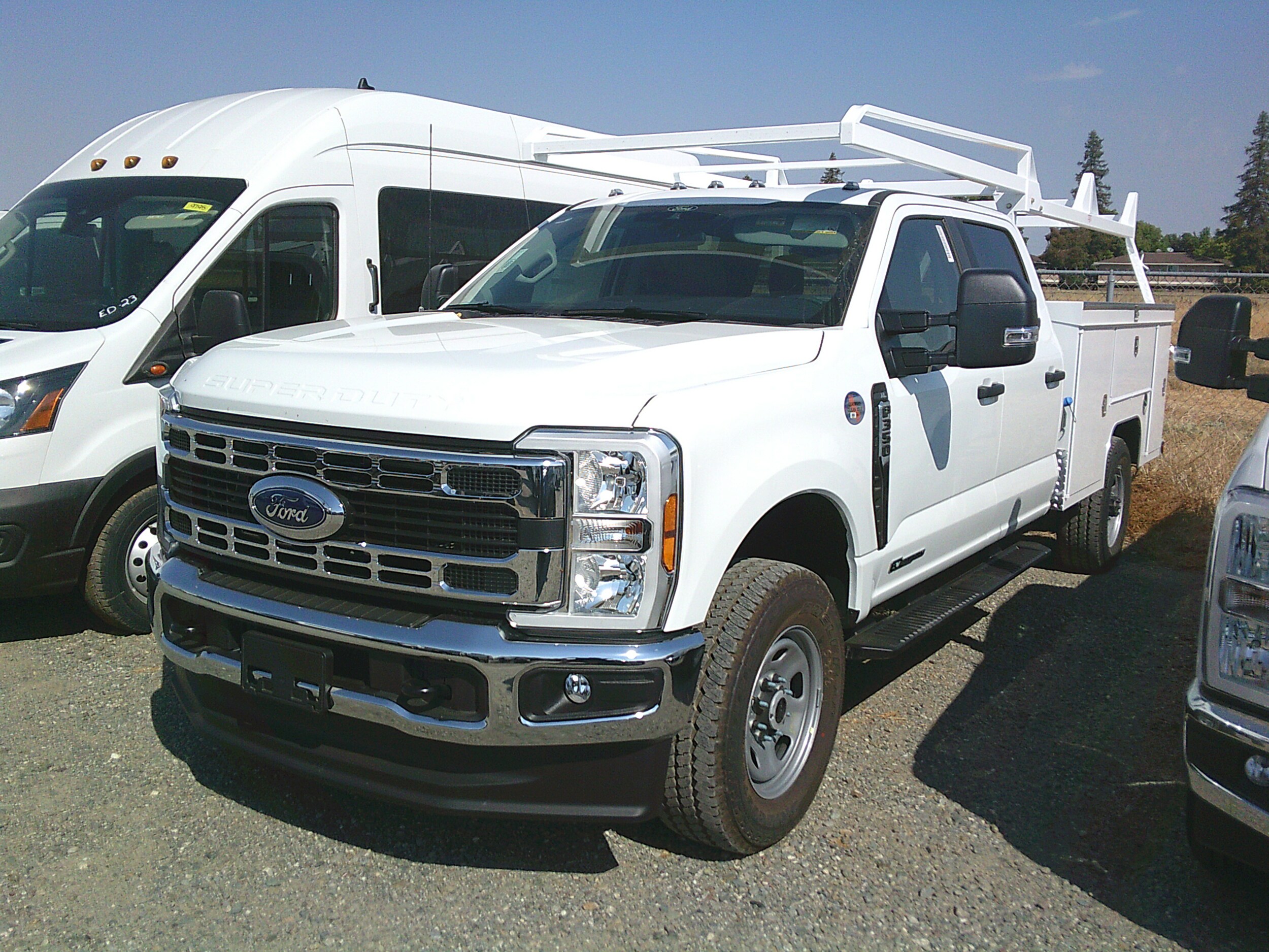 2026 Ford F-350 XL photo 3