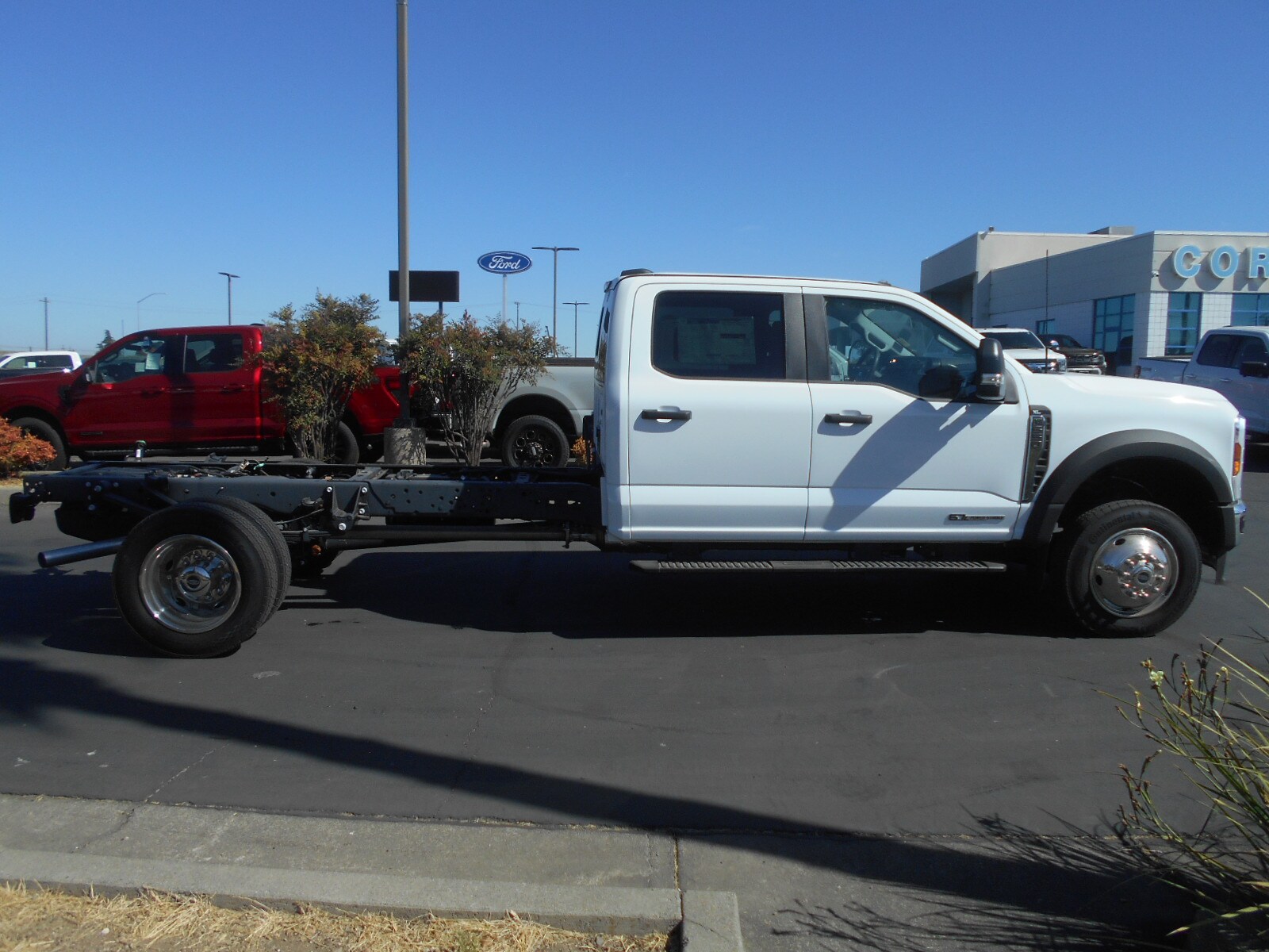 2025 Ford F-550 XL photo 3