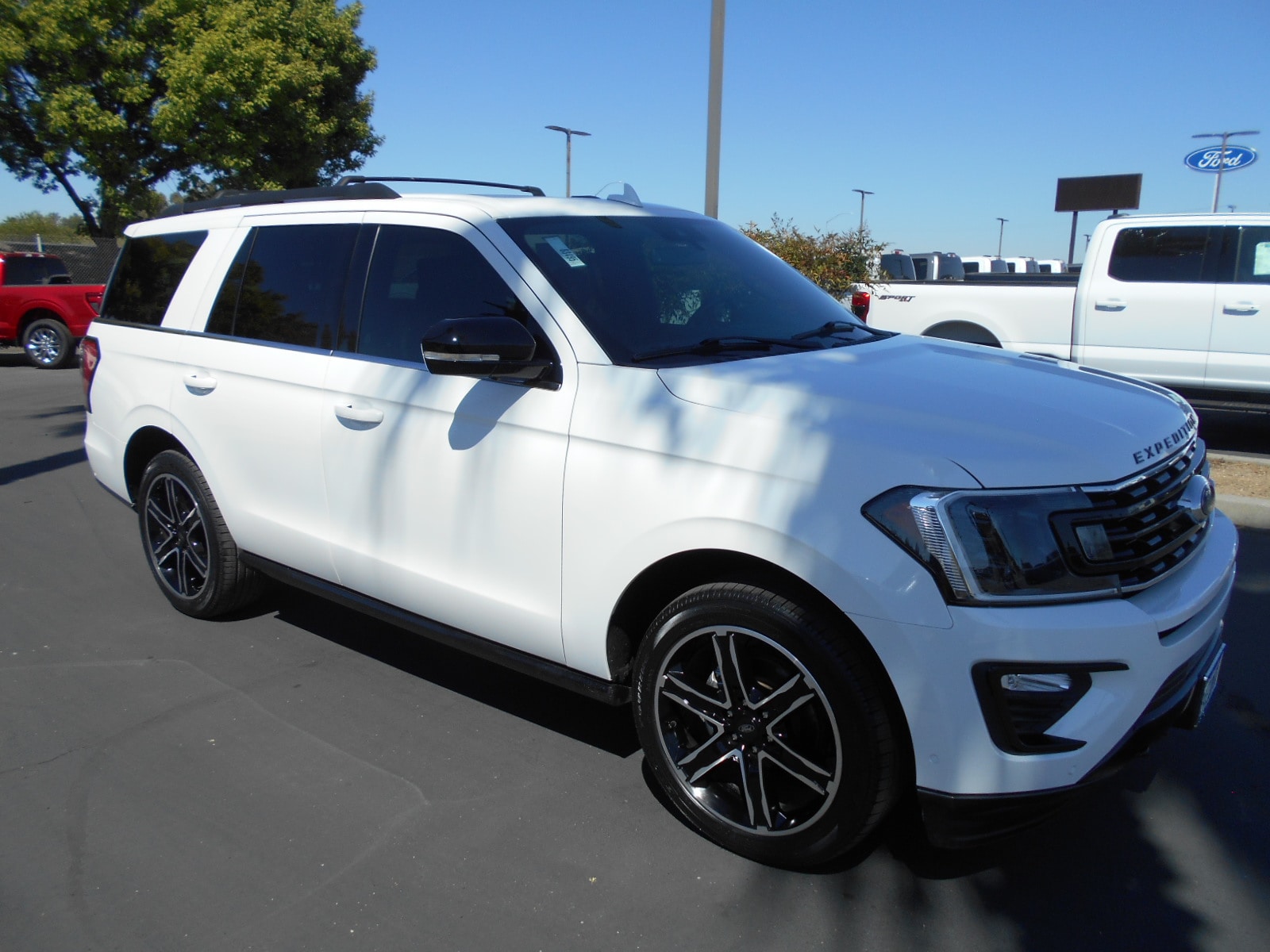 Used 2021 Ford Expedition Limited with VIN 1FMJU2AT5MEA88562 for sale in Corning, CA