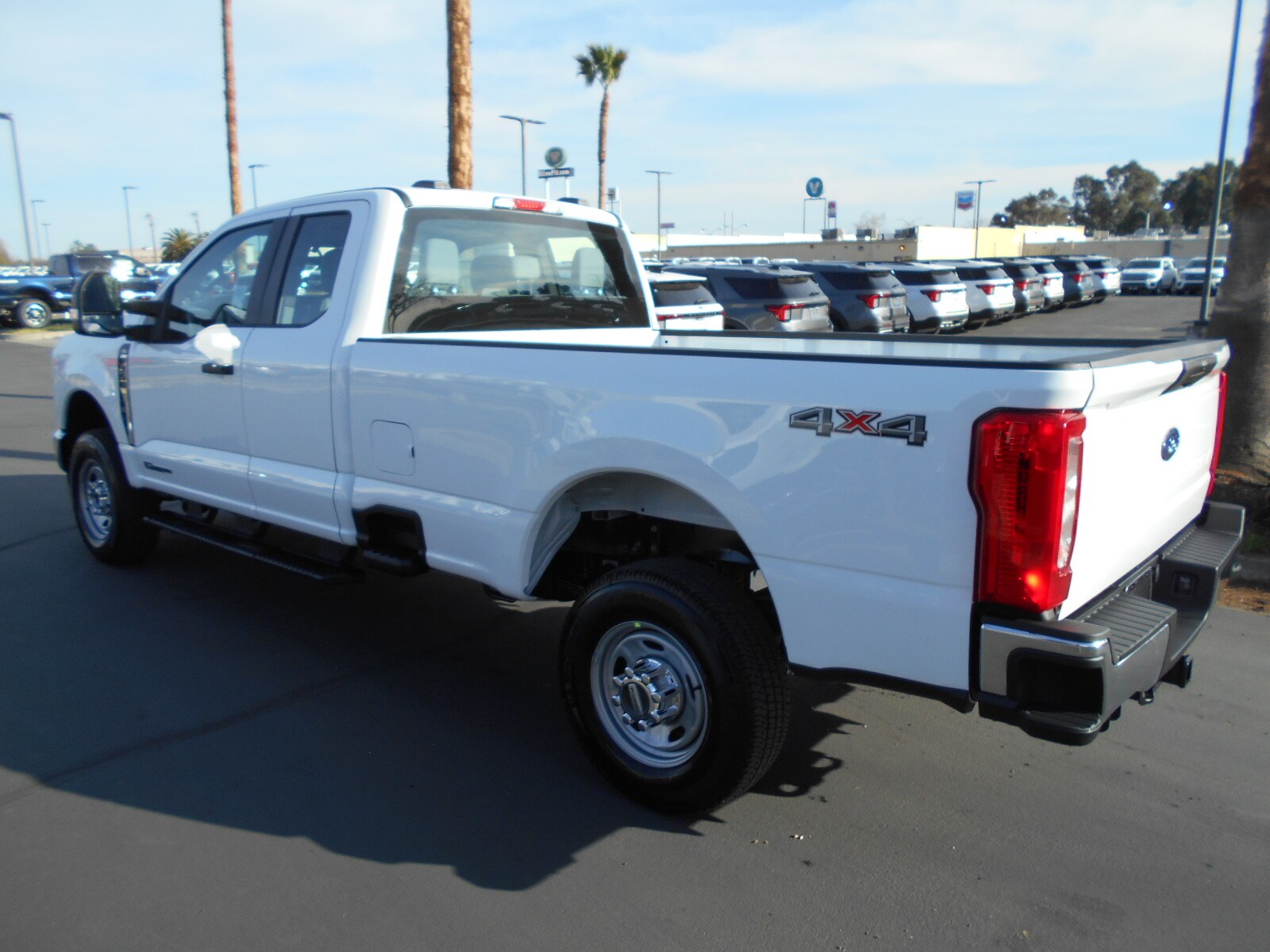2025 Ford F-350 XL photo 3