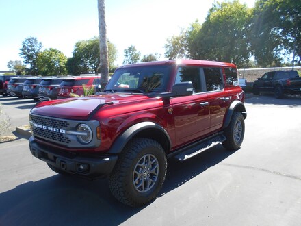 2025 Ford Bronco Badlands SUV