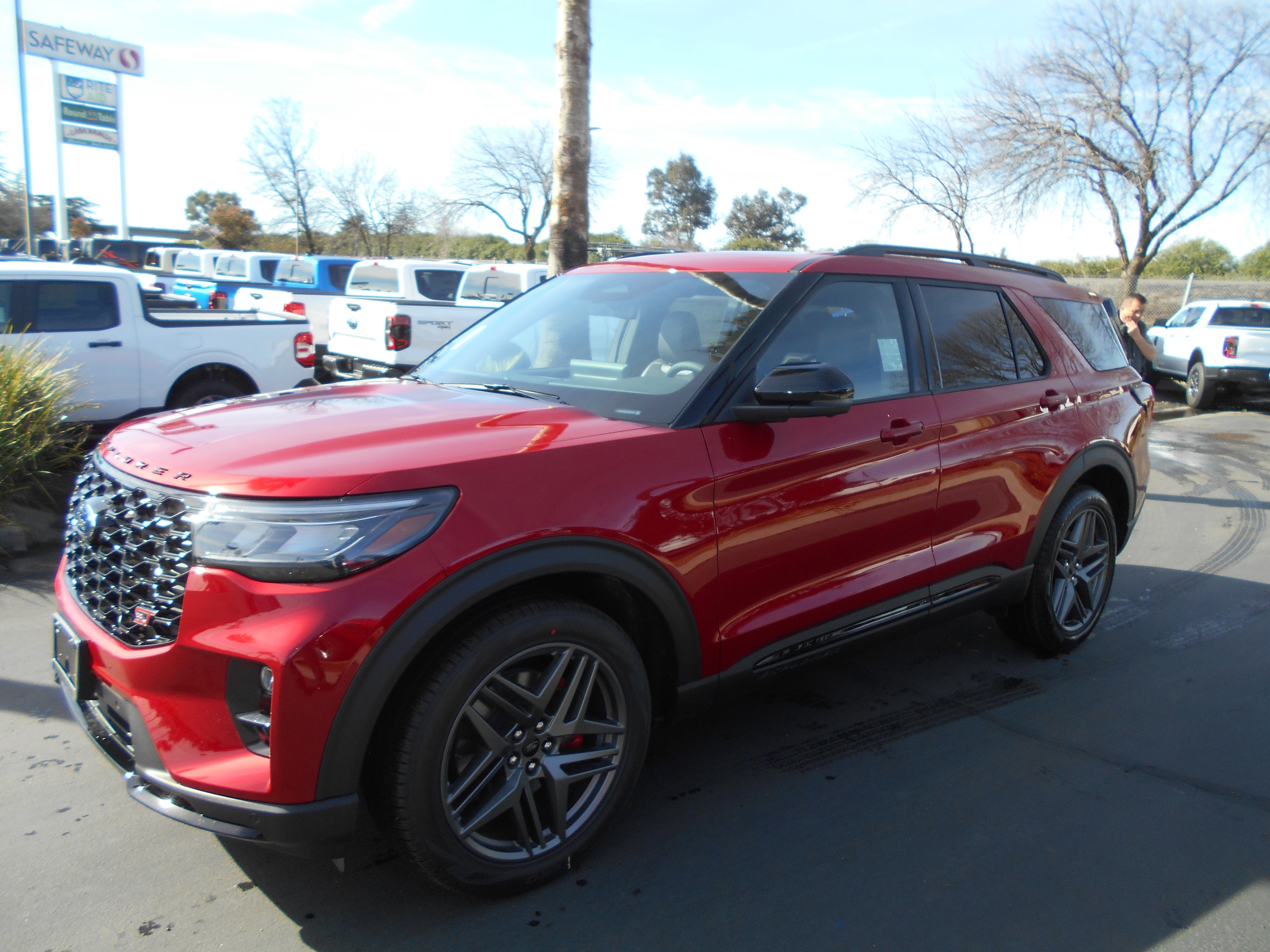 2026 Ford Explorer ST 4WD's photo