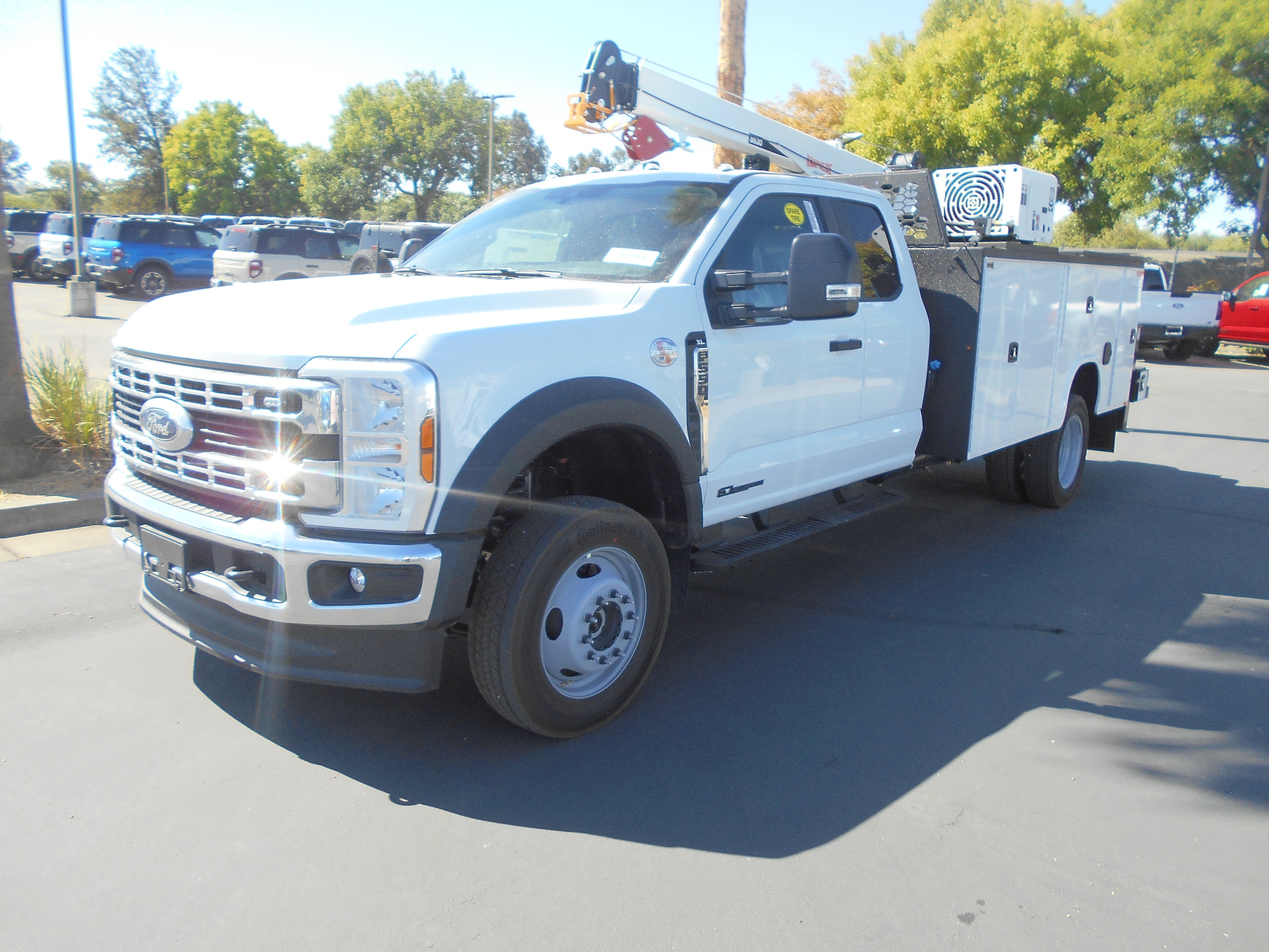 2025 Ford F-550 Super Duty Chassis Cab XL's photo