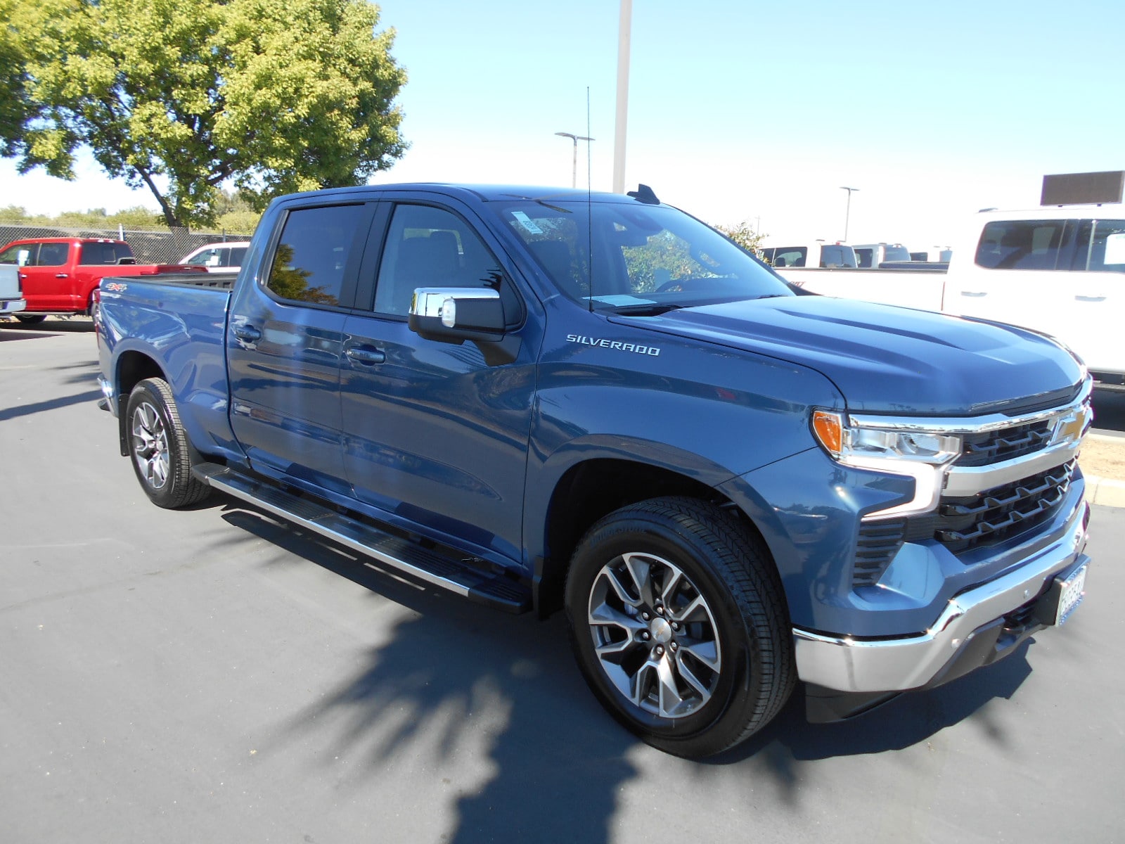 Used 2024 Chevrolet Silverado 1500 LT with VIN 3GCPDDEK0RG257592 for sale in Corning, CA