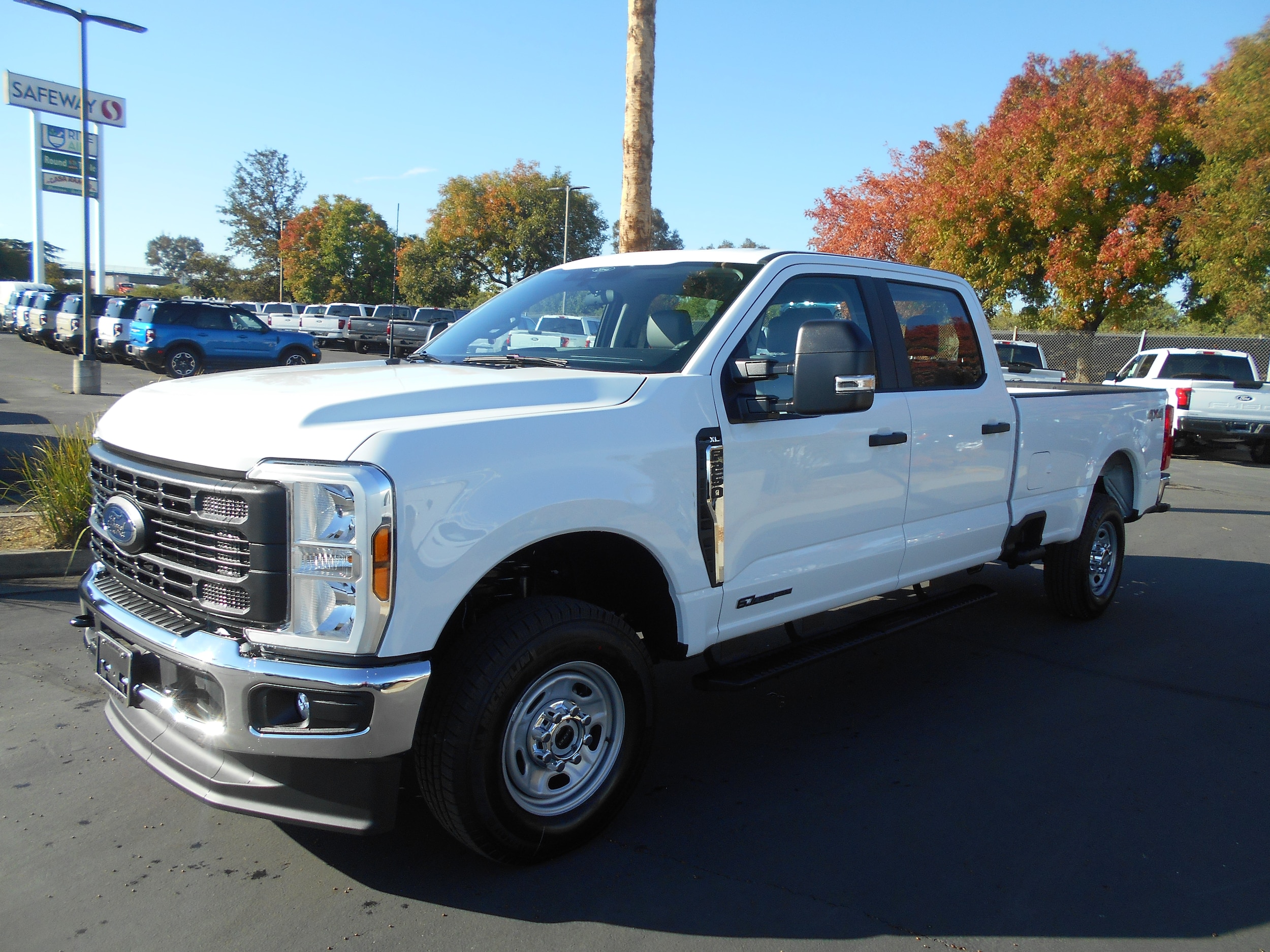 2026 Ford F-250 Super Duty XL's photo