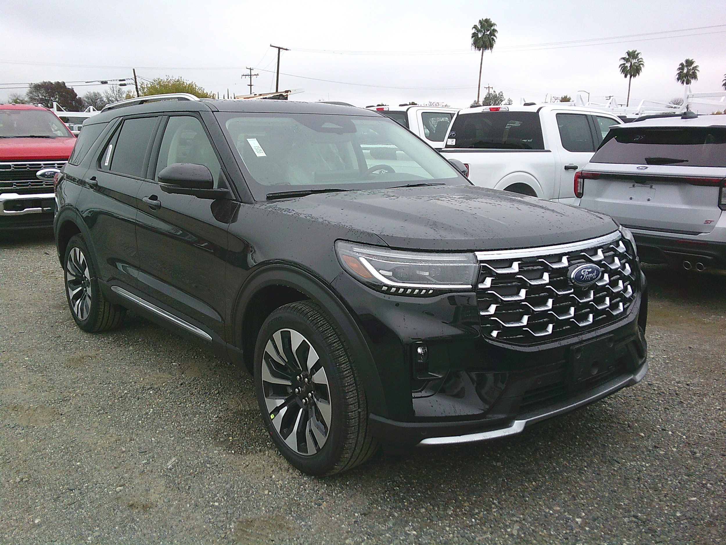 2026 Ford Explorer Platinum's photo