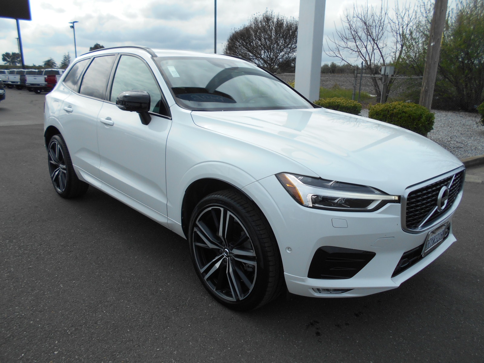 Used 2020 Volvo XC60 R-Design with VIN YV4A22RM0L1422202 for sale in Corning, CA
