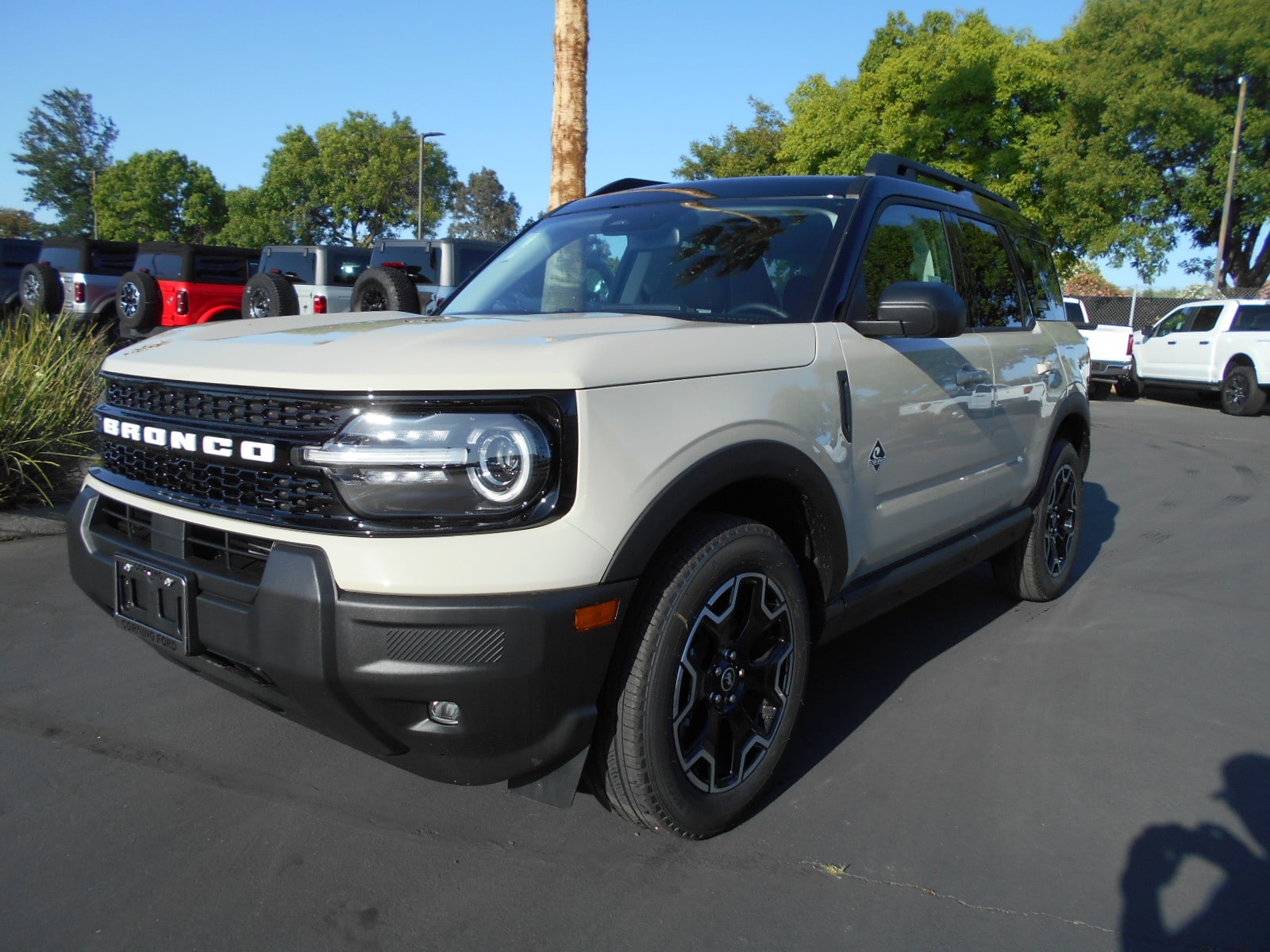 2025 Ford Bronco Sport Outer Banks's photo