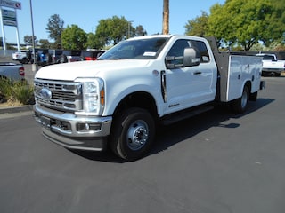 2025 Ford F-350 Chassis XL Super Cab