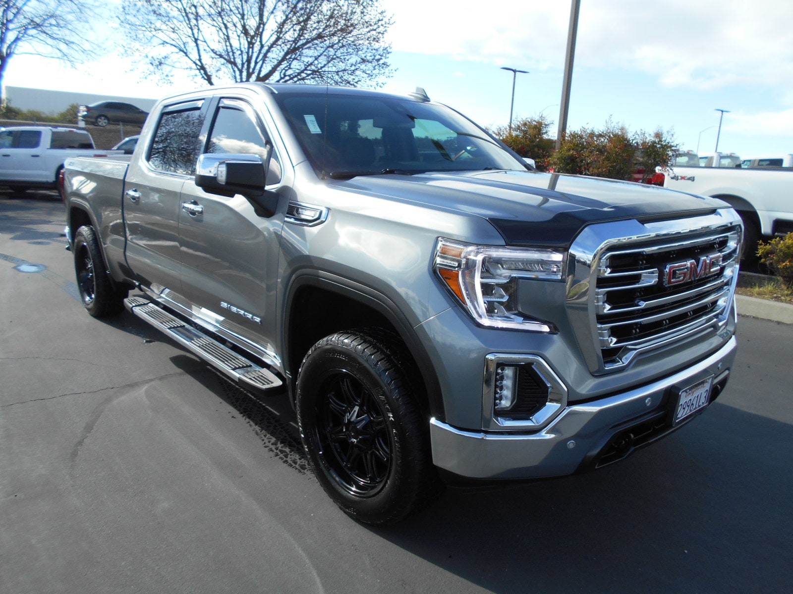 Used 2022 GMC Sierra 1500 Limited SLT with VIN 1GTU9DETXNZ200548 for sale in Corning, CA