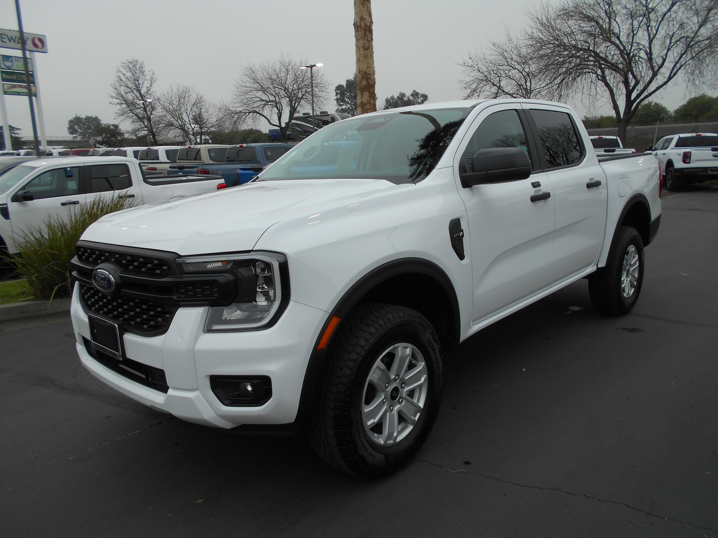 2025 Ford Ranger XL's photo