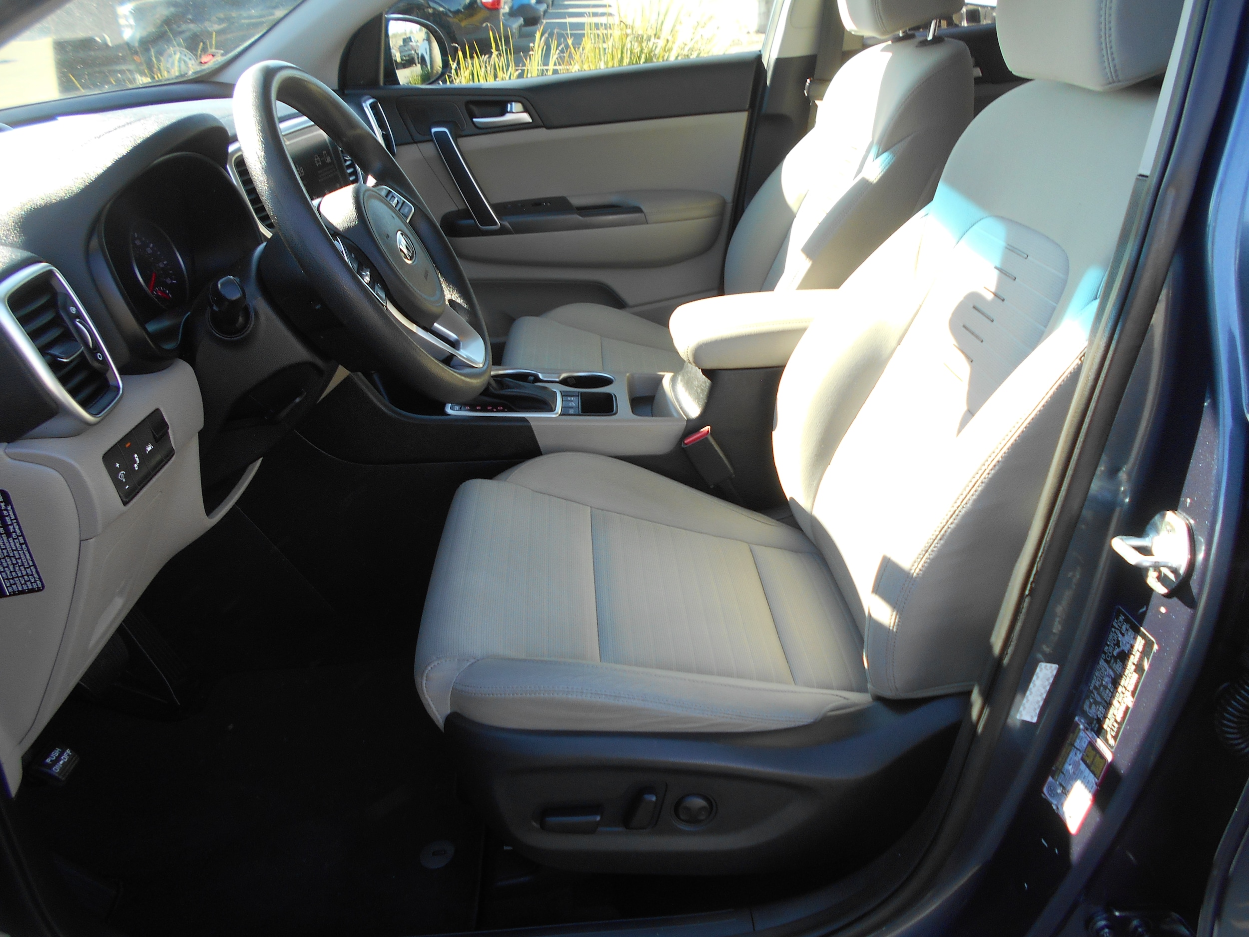 2020 Kia Sportage Cloth photo 6