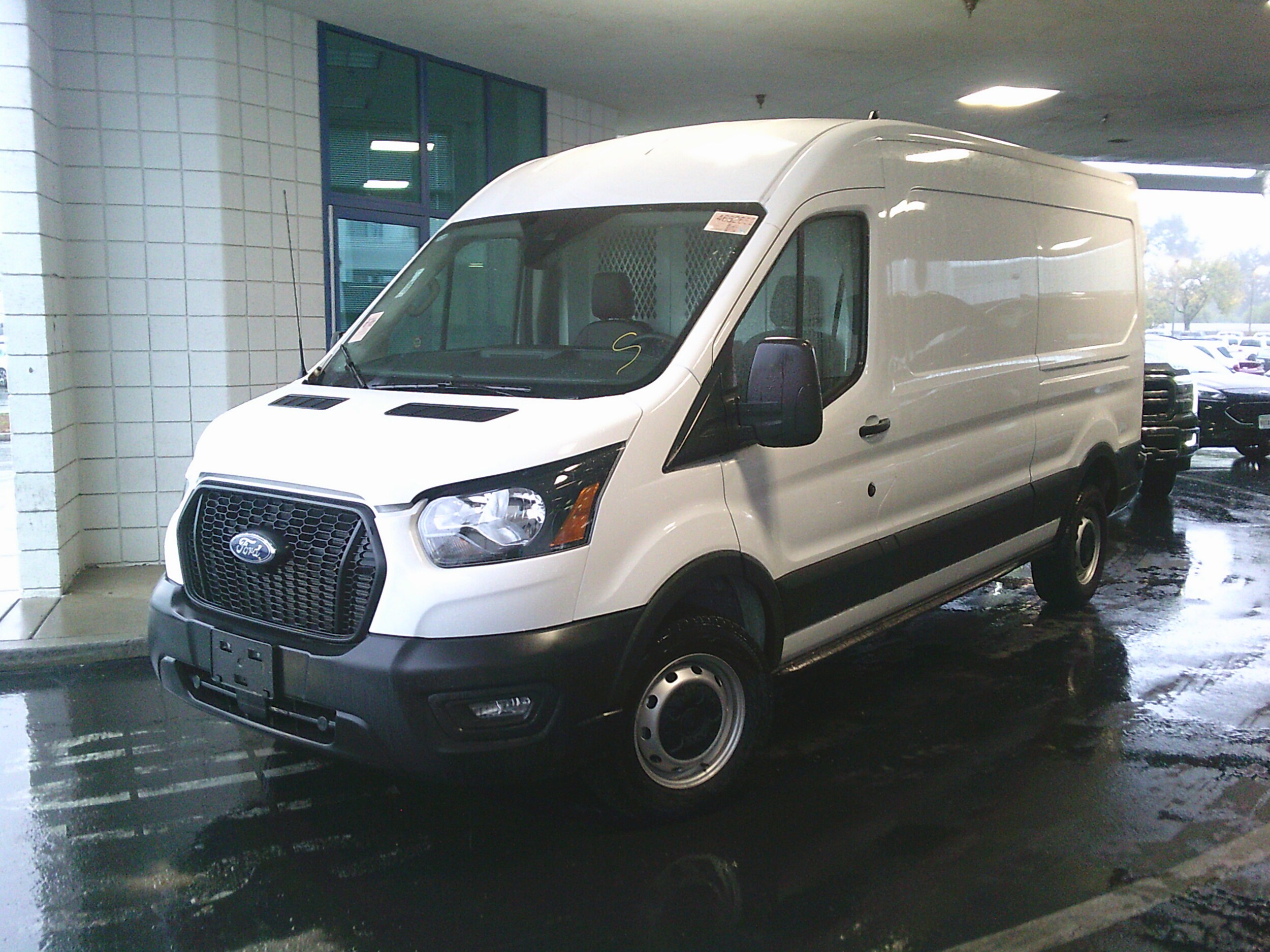 2024 Ford Transit photo 3