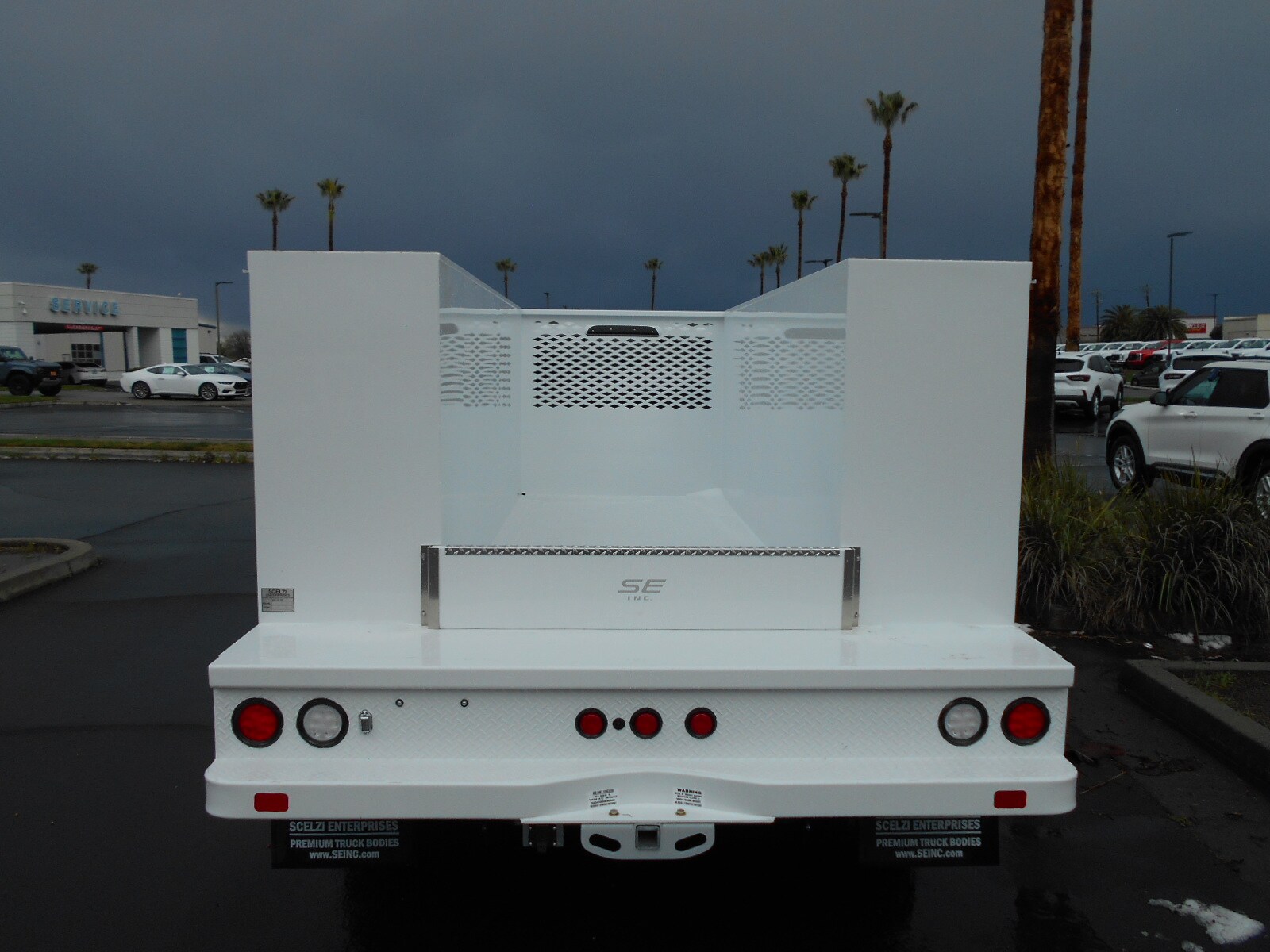 2025 Ford F-550 XL photo 3