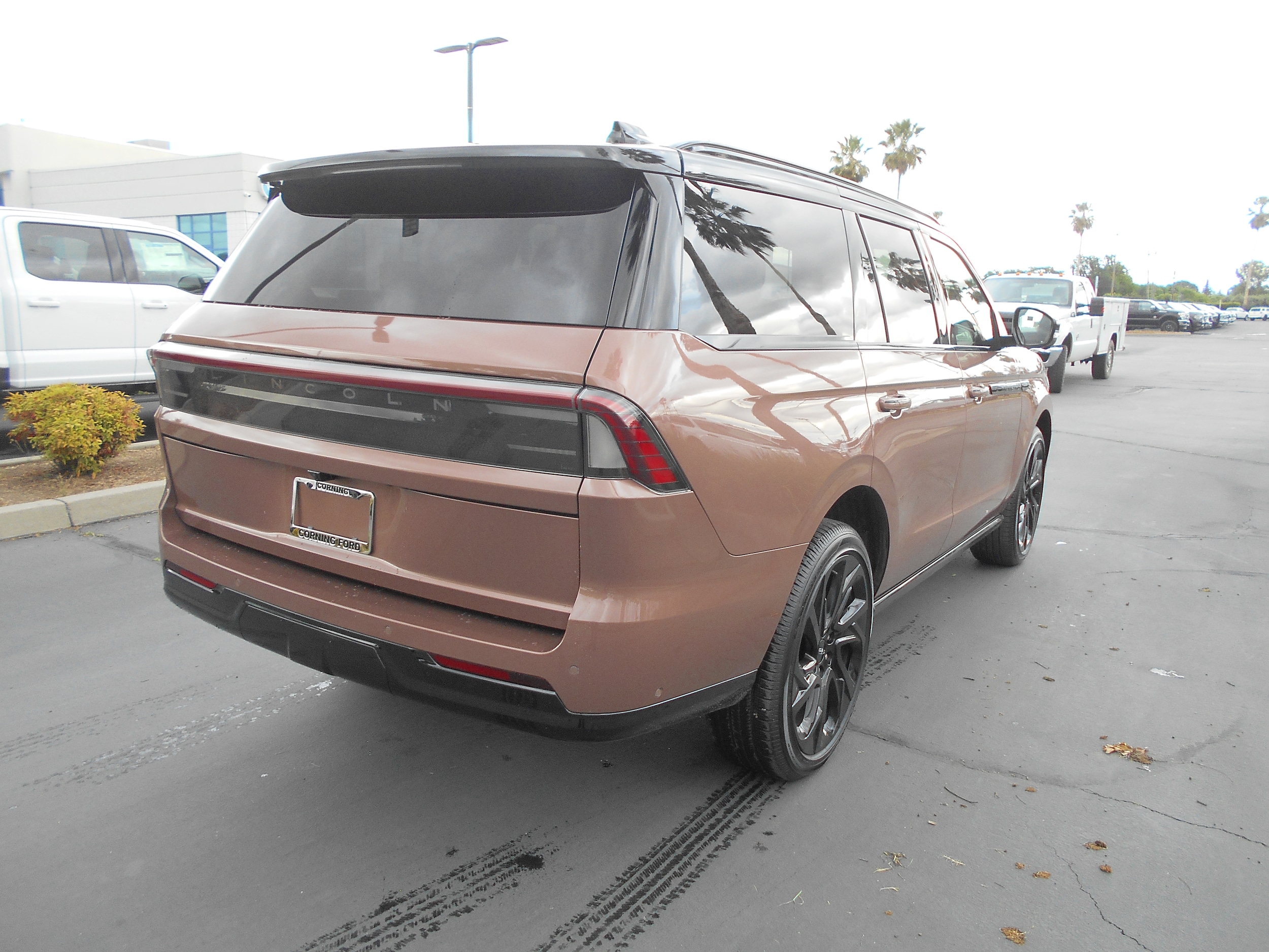 2025 Lincoln Navigator Black Label photo 4