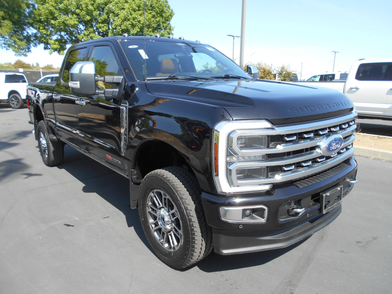 Used 2024 Ford F-350 Super Duty Platinum with VIN 1FT8W3BM1REE30476 for sale in Corning, CA