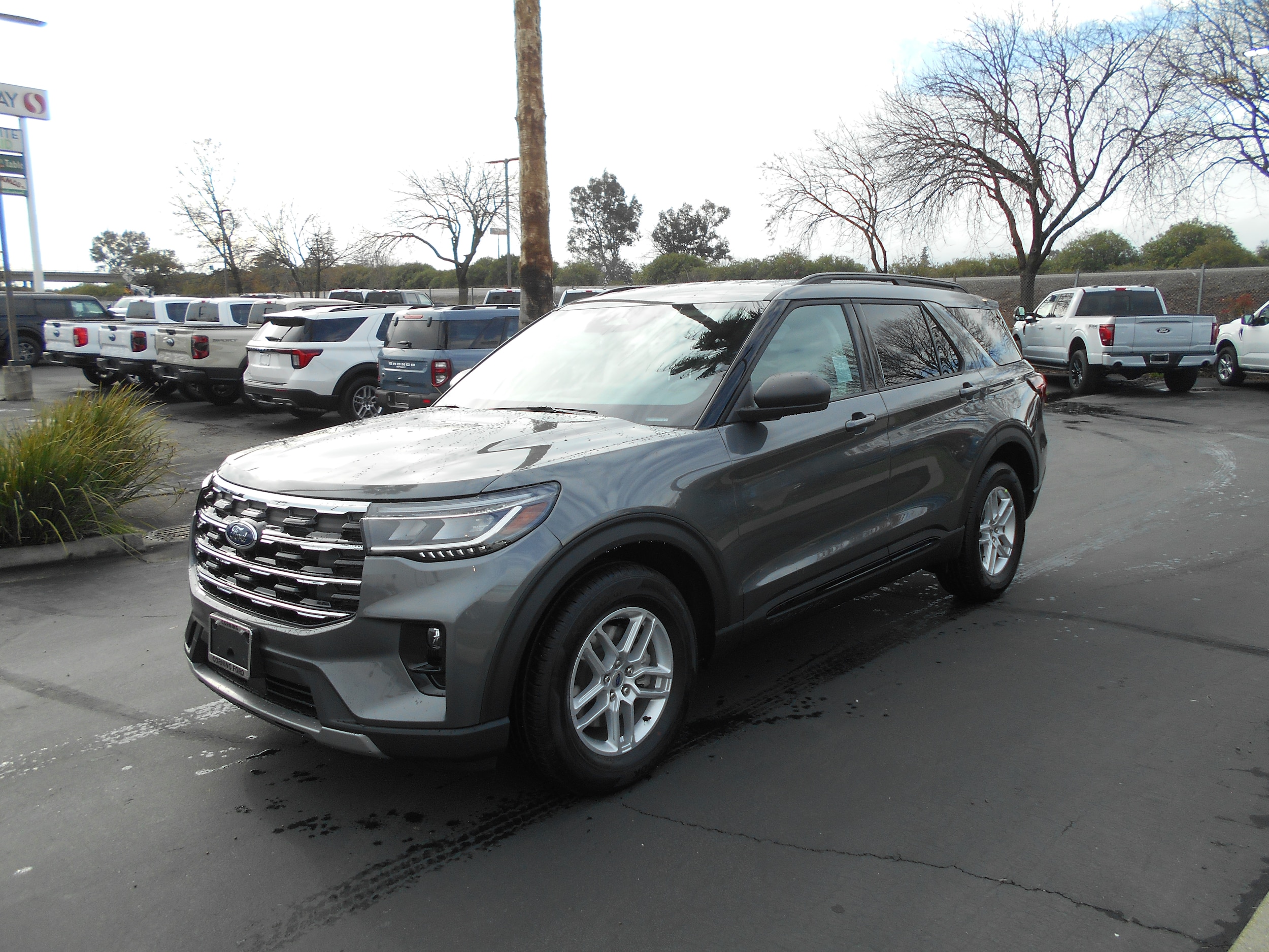 2026 Ford Explorer's photo