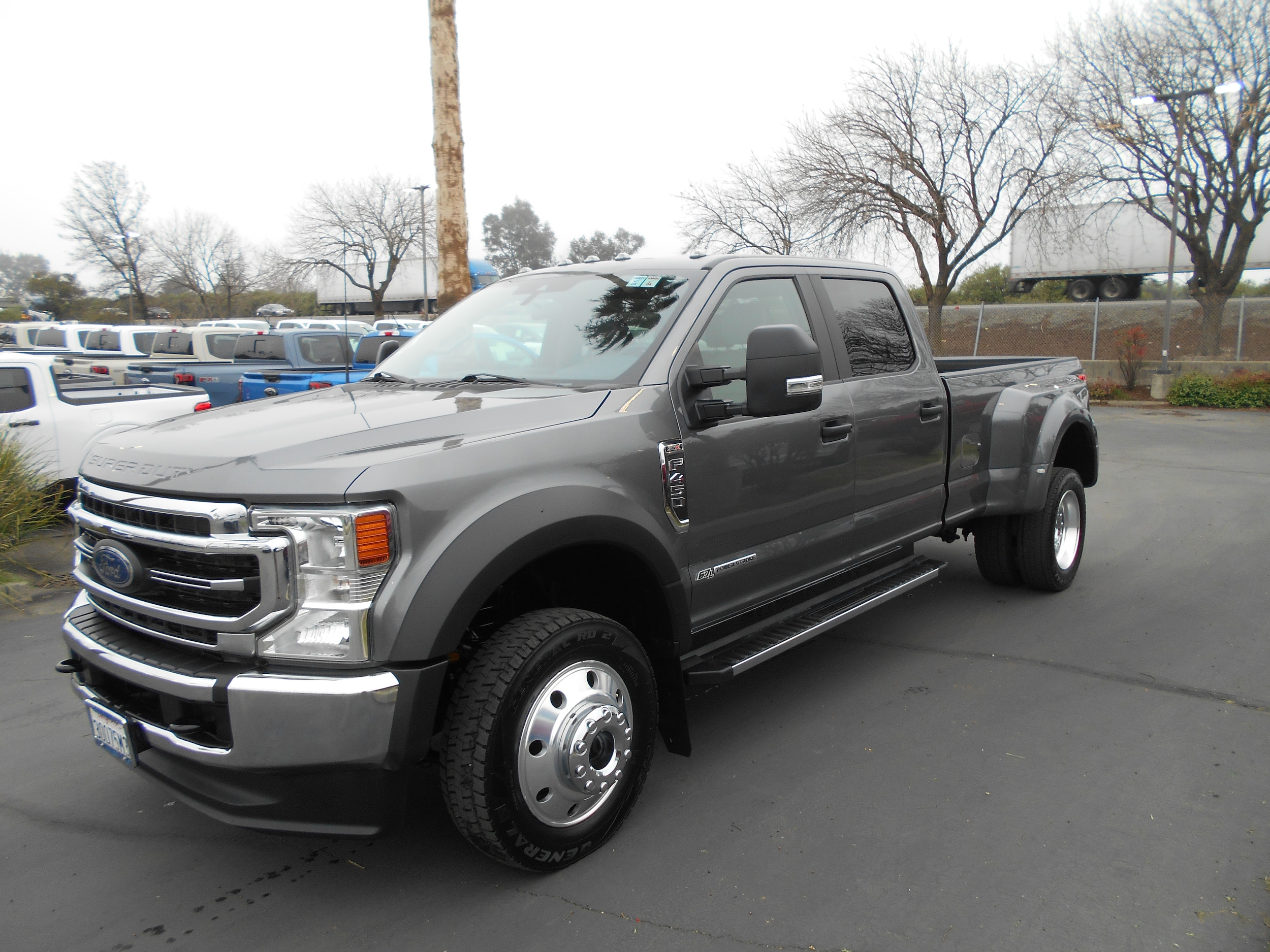 2022 Ford F-450 Super Duty XL's photo