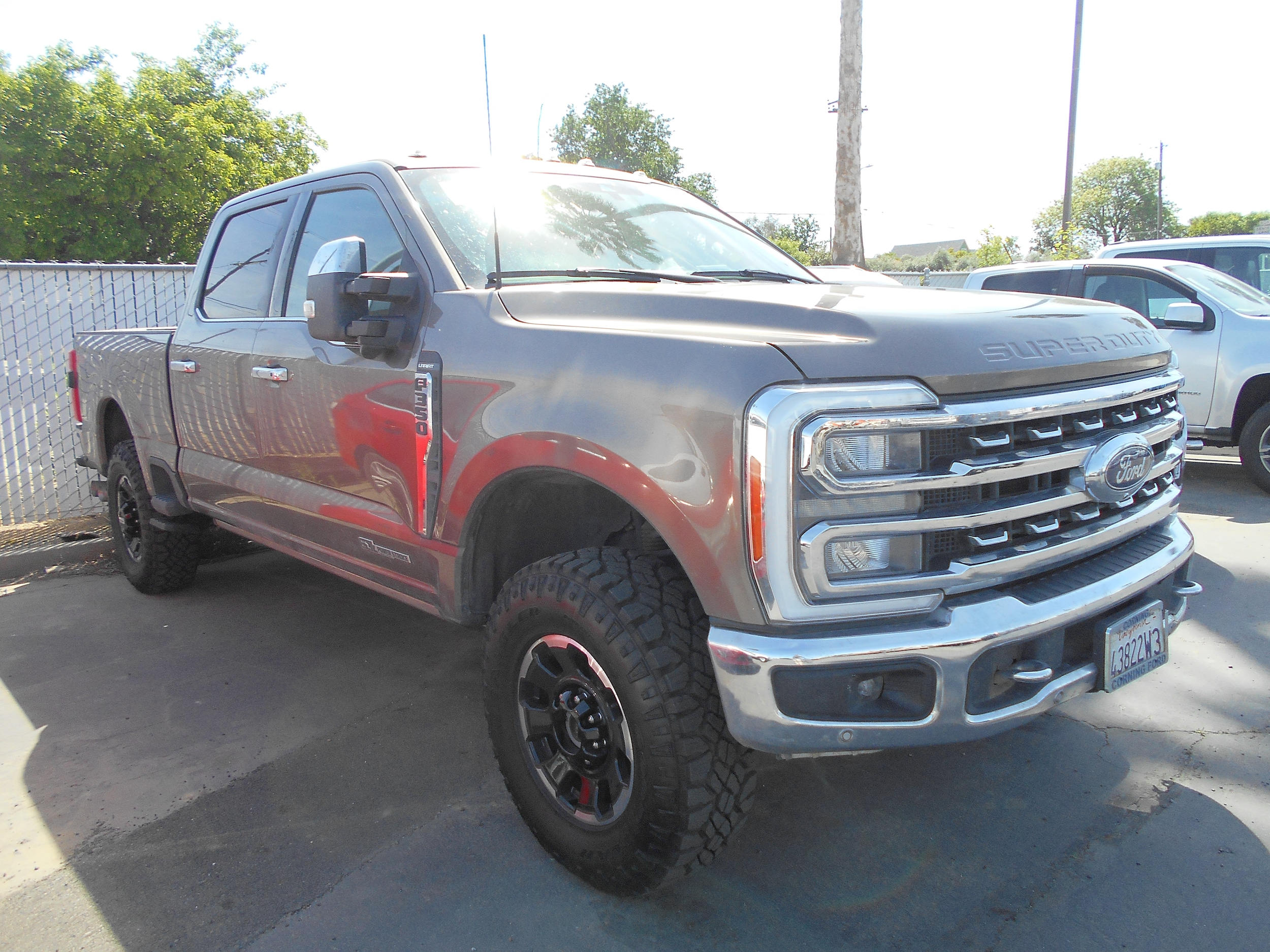 2023 Ford F-350 Leather photo 3
