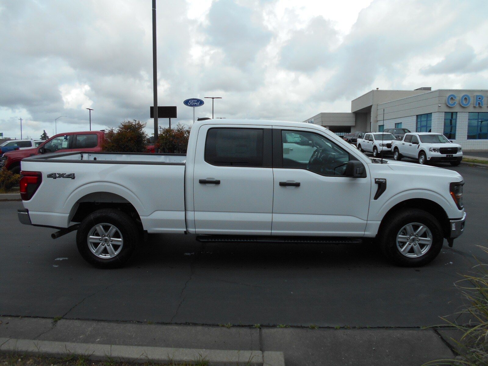2025 Ford F-150 XL photo 2