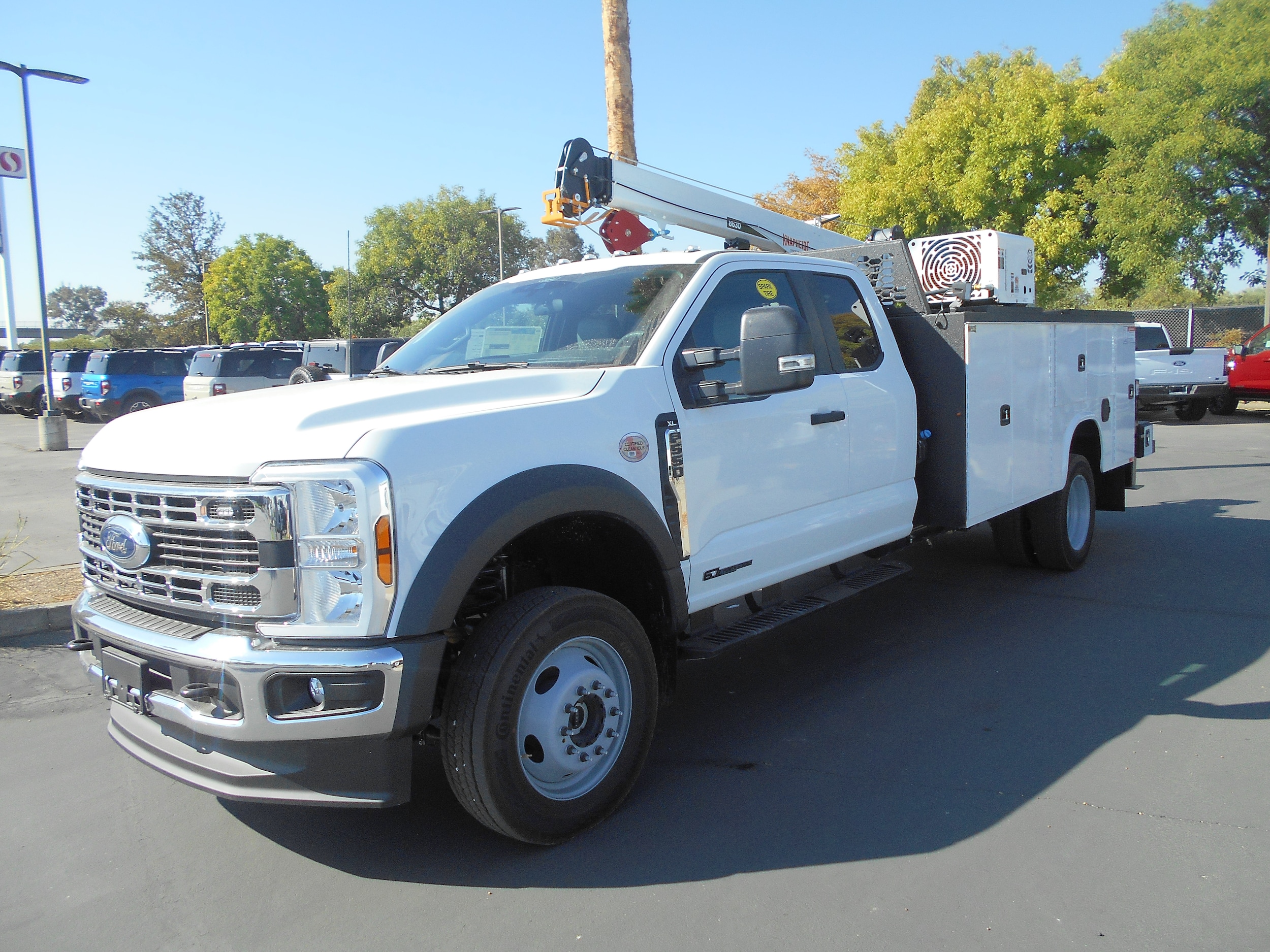 2025 Ford F-550 Super Duty Chassis Cab XL's photo