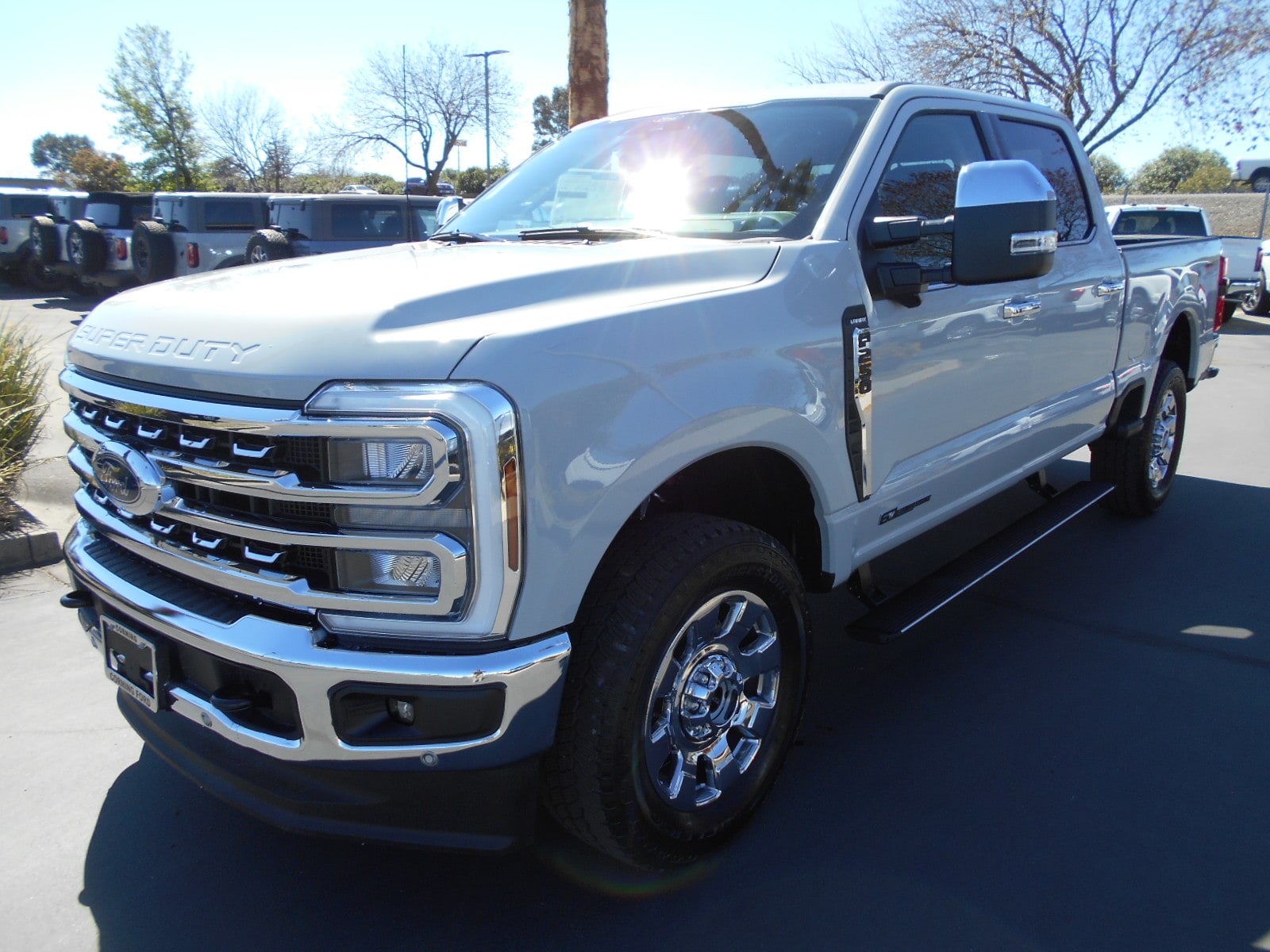 2025 Ford F-250 Super Duty Lariat's photo