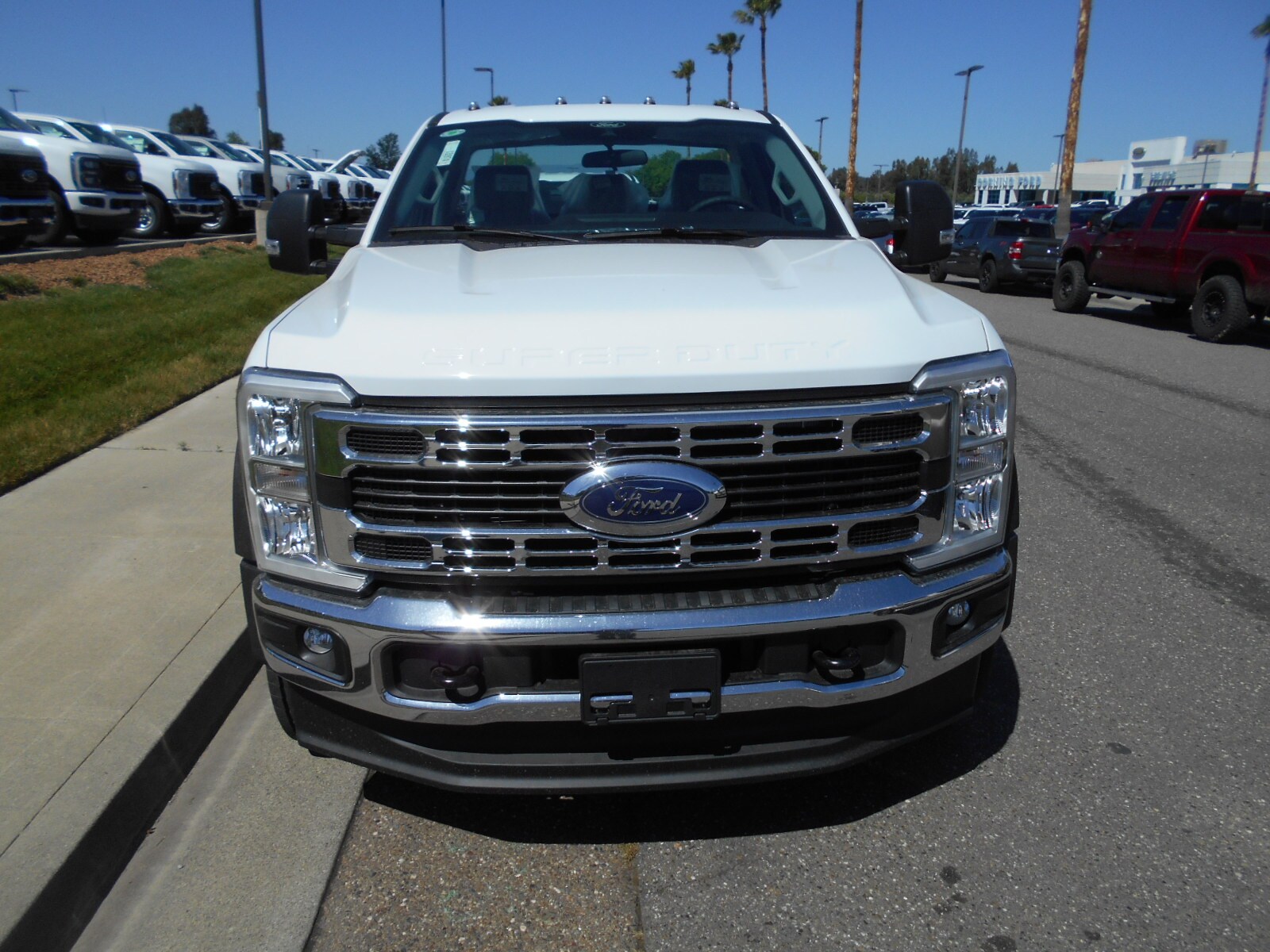 2025 Ford F-550 XL photo 2