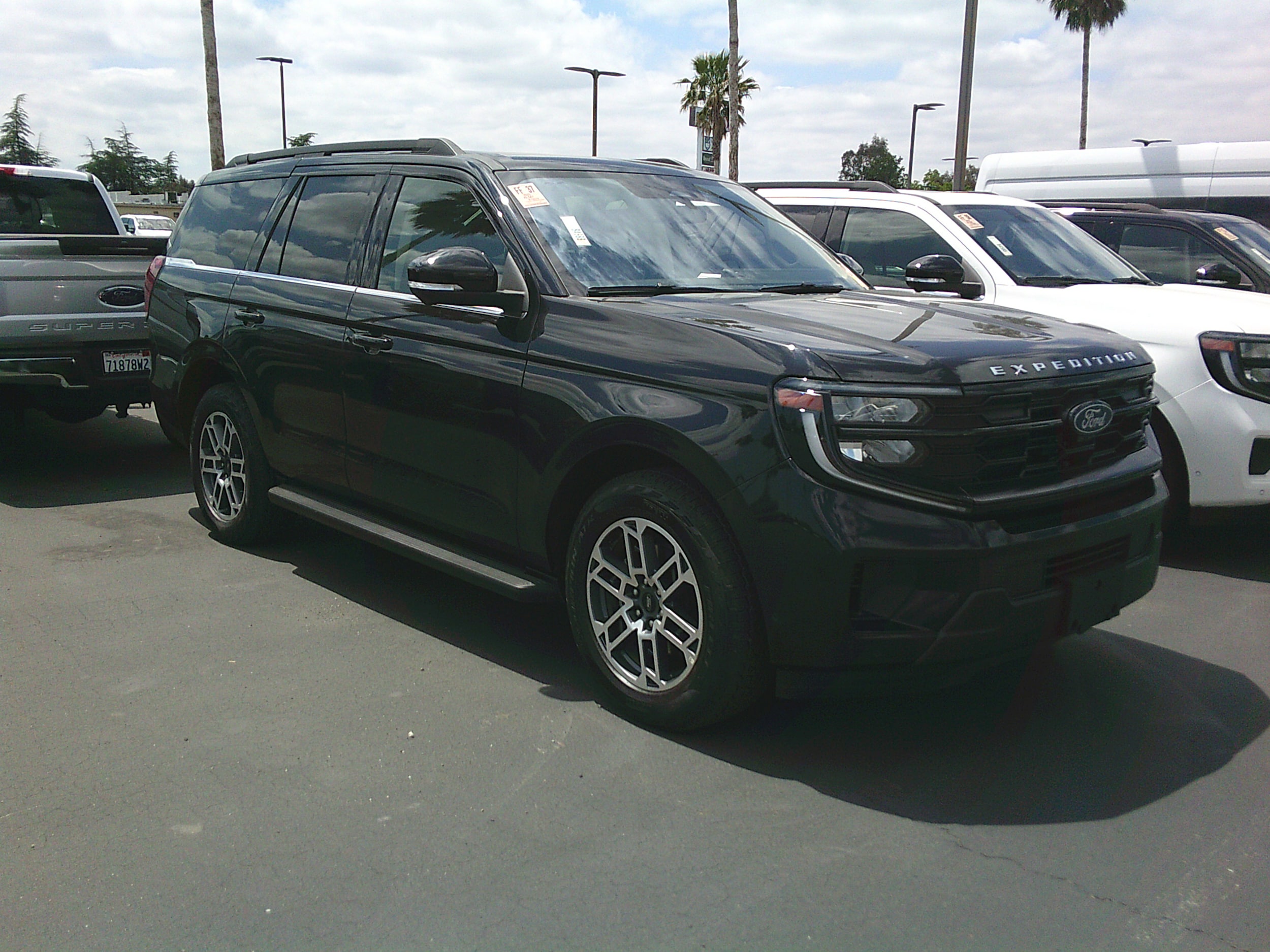 2025 Ford Expedition Active 4x4's photo