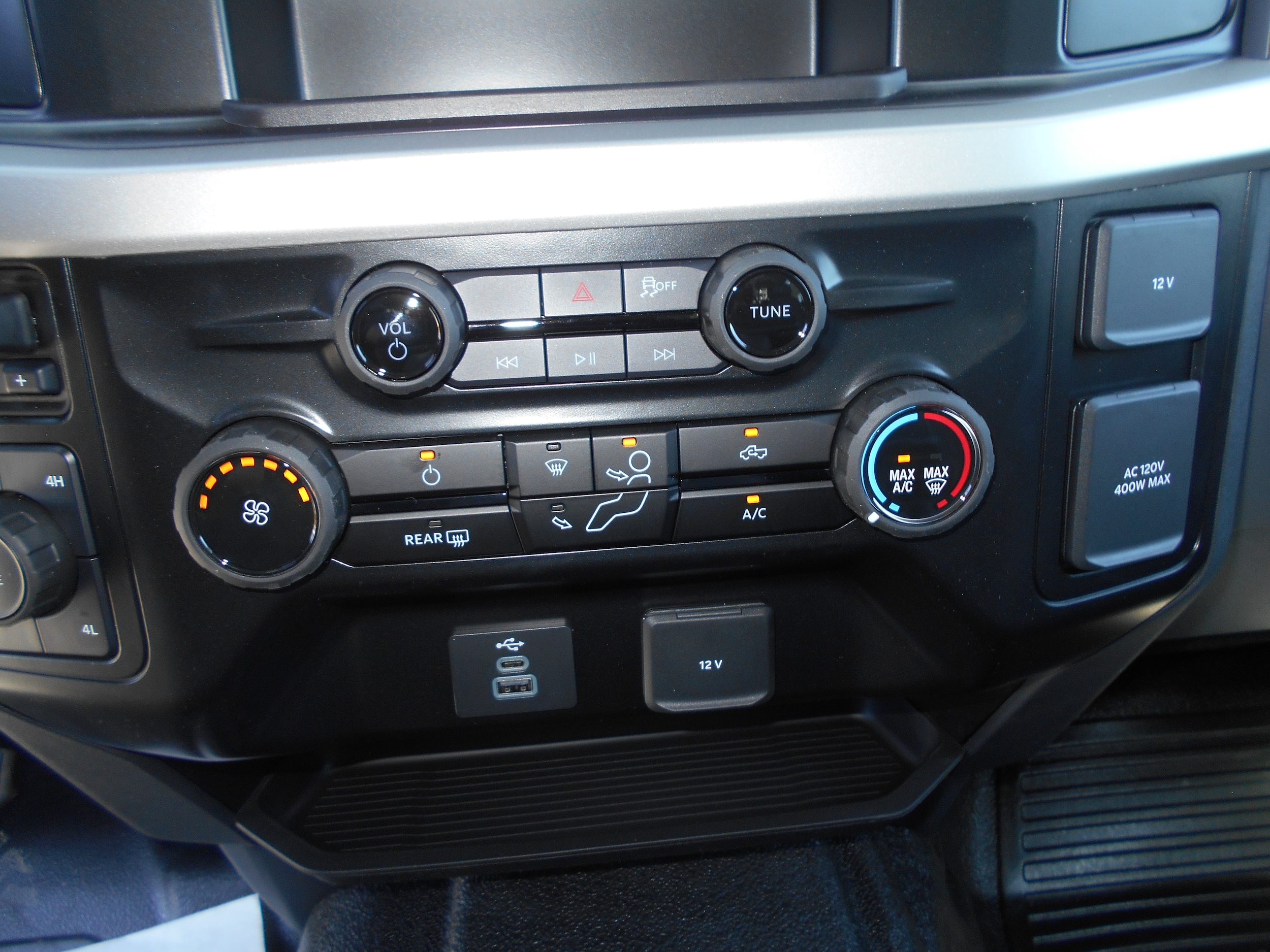 Photo 6