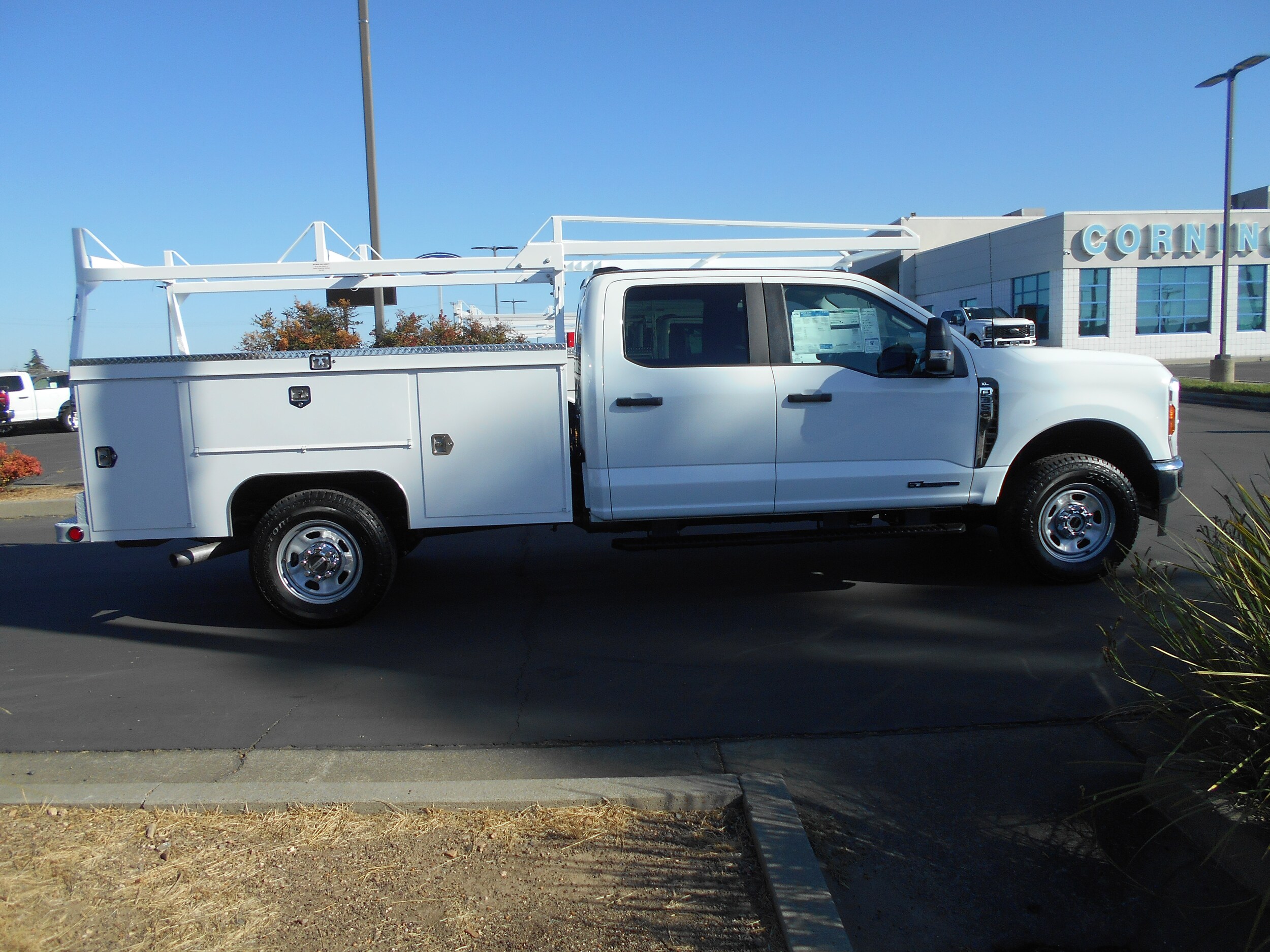 2026 Ford F-350 XL photo 2