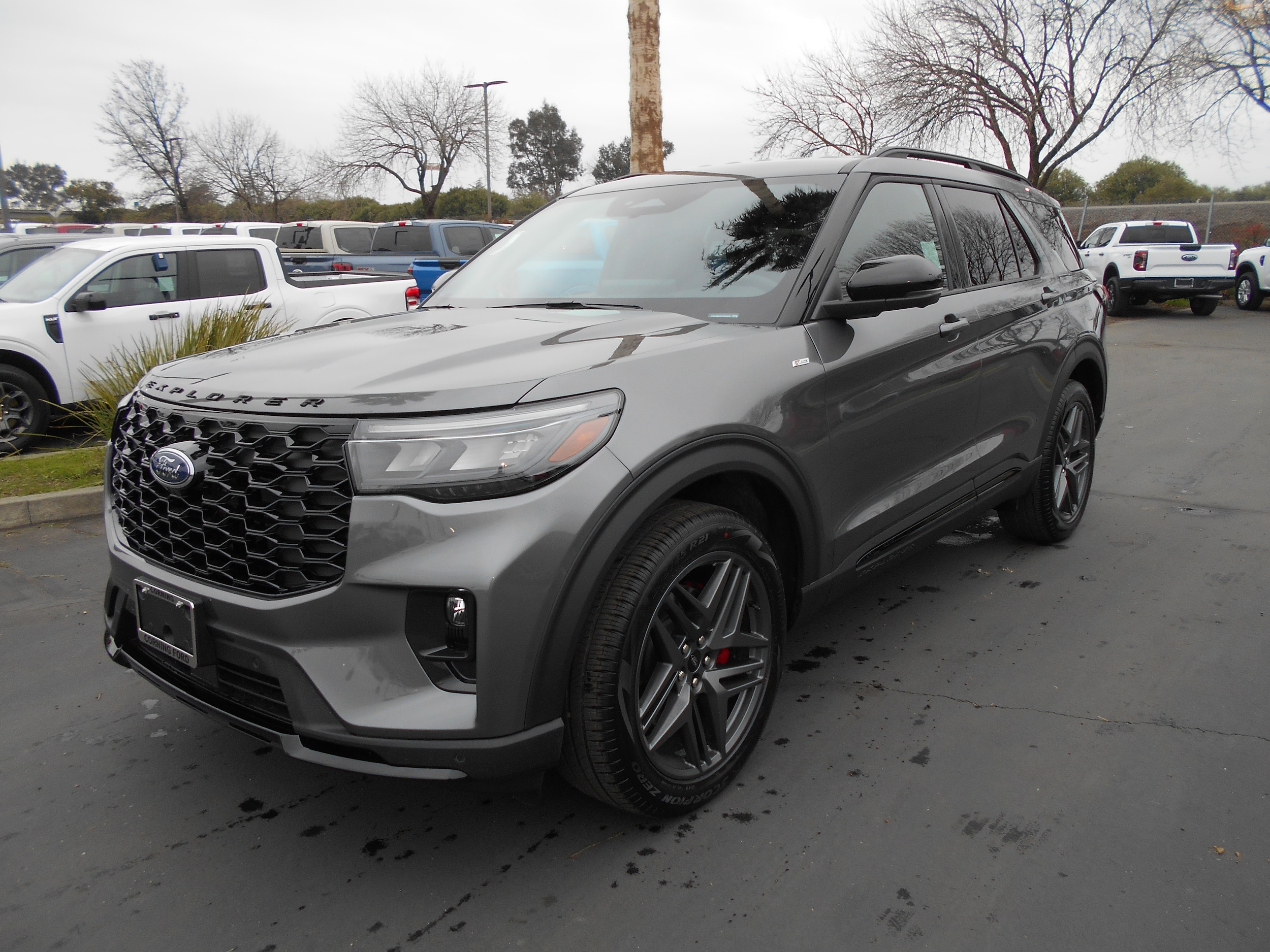 2026 Ford Explorer ST-LINE's photo