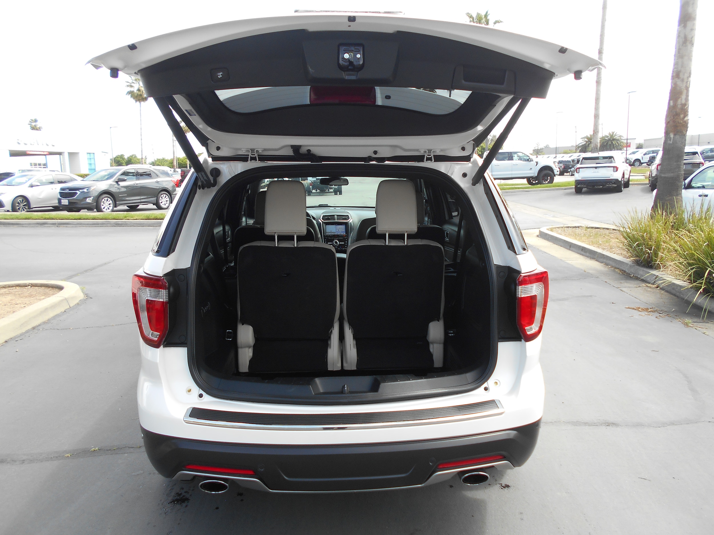 2018 Ford Explorer Leather photo 6