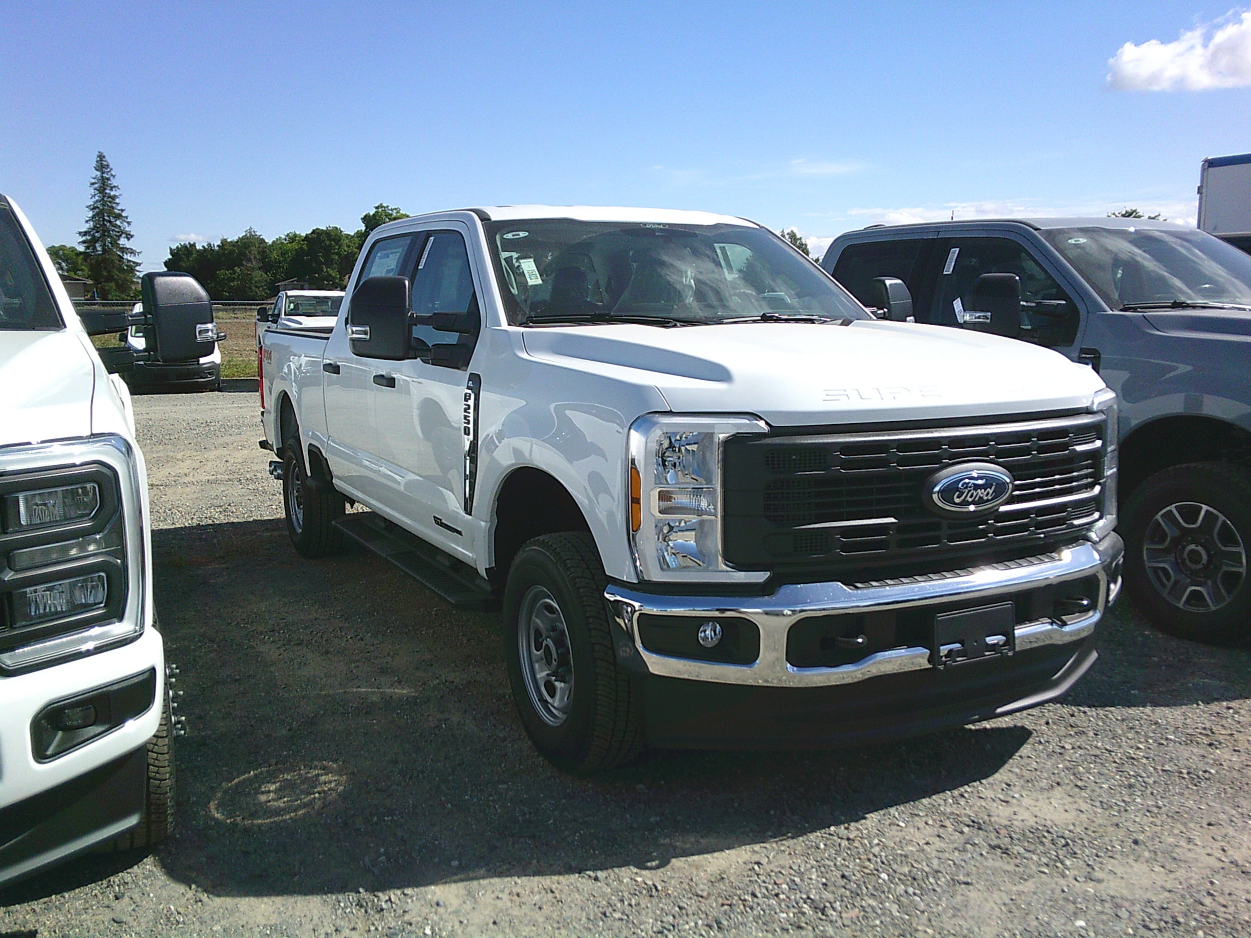 2026 Ford F-250 XL 4x4 Crew Cab 6-3/4' Box's photo