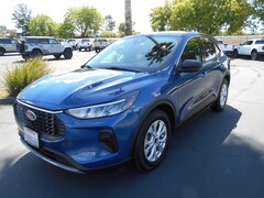 2023 Ford Escape Cloth SUV