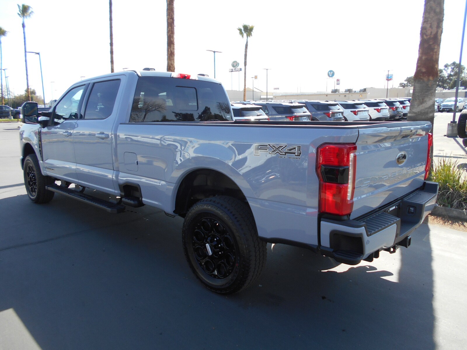 2025 Ford F-250 Lariat photo 3