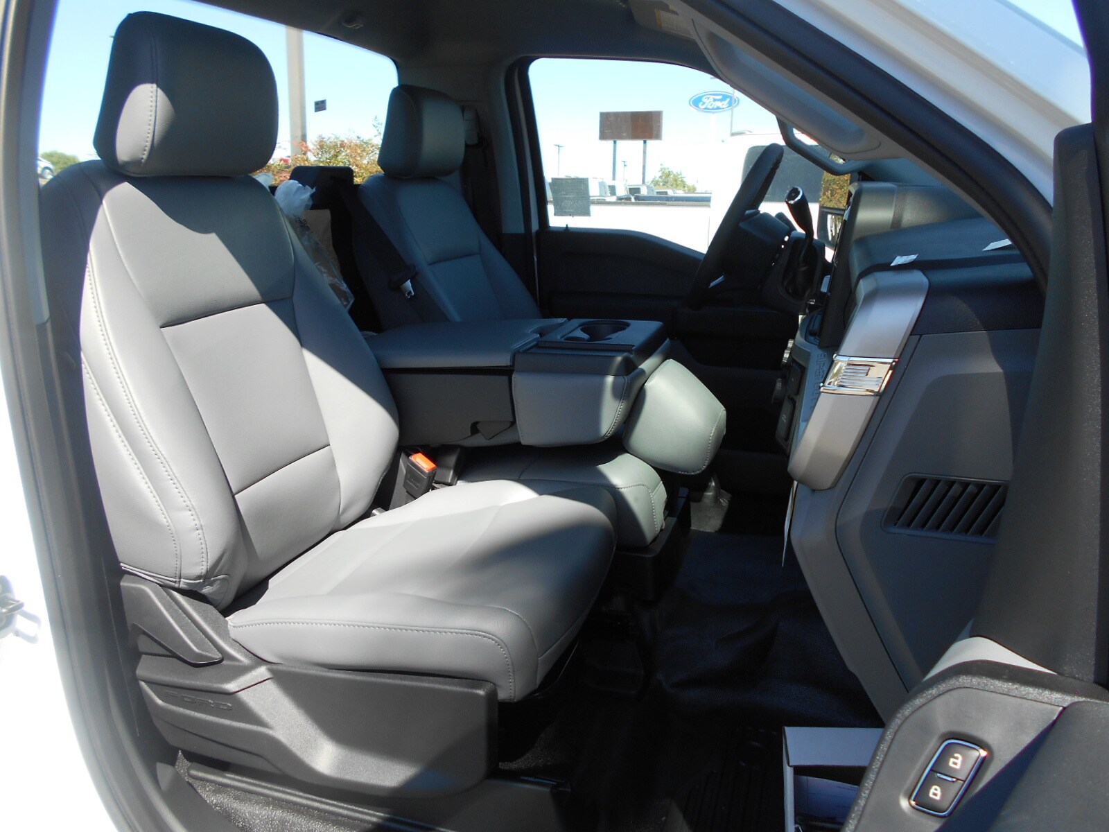 2024 Ford F-550 XL photo 4