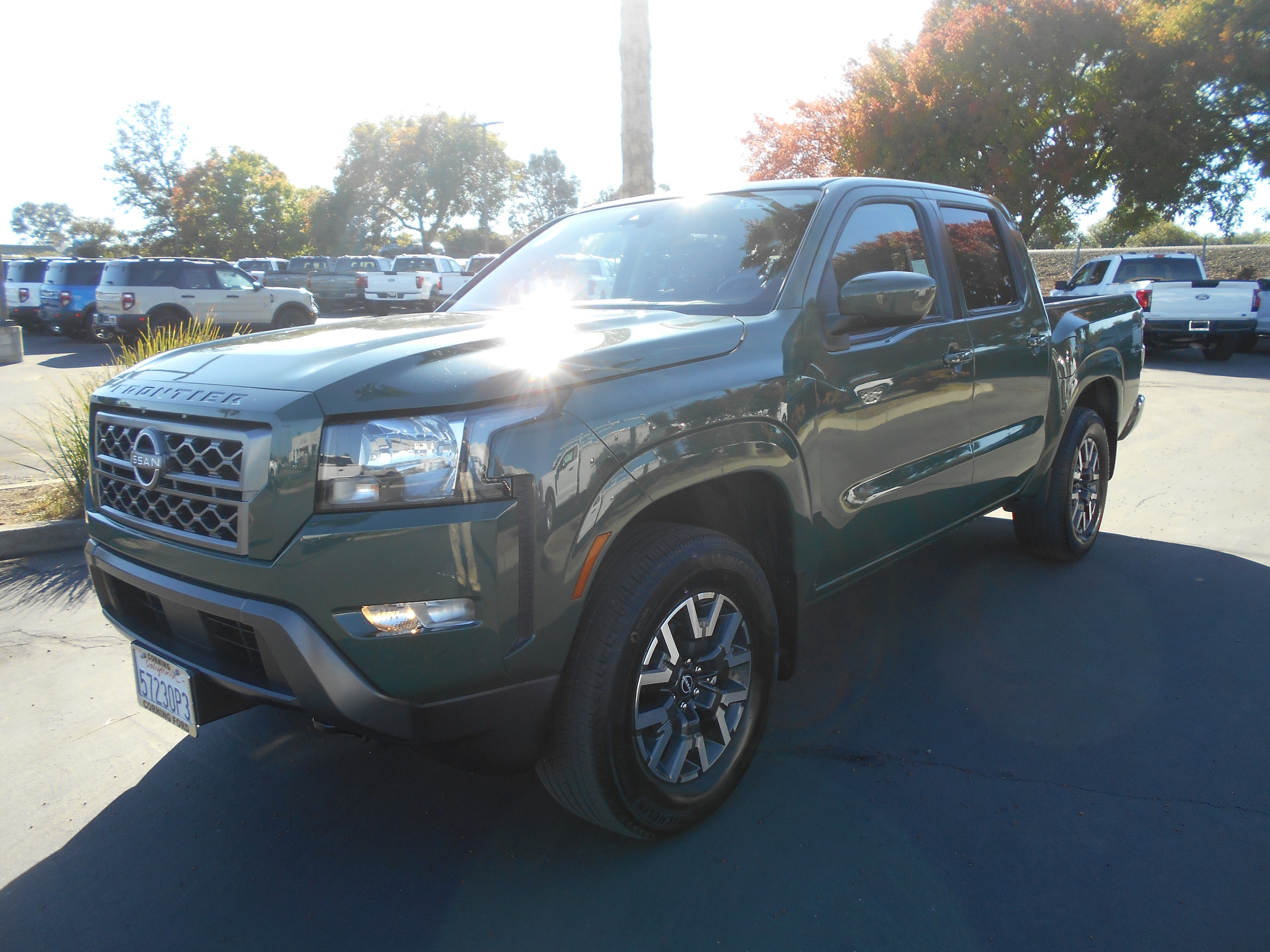 2022 Nissan Frontier SV's photo