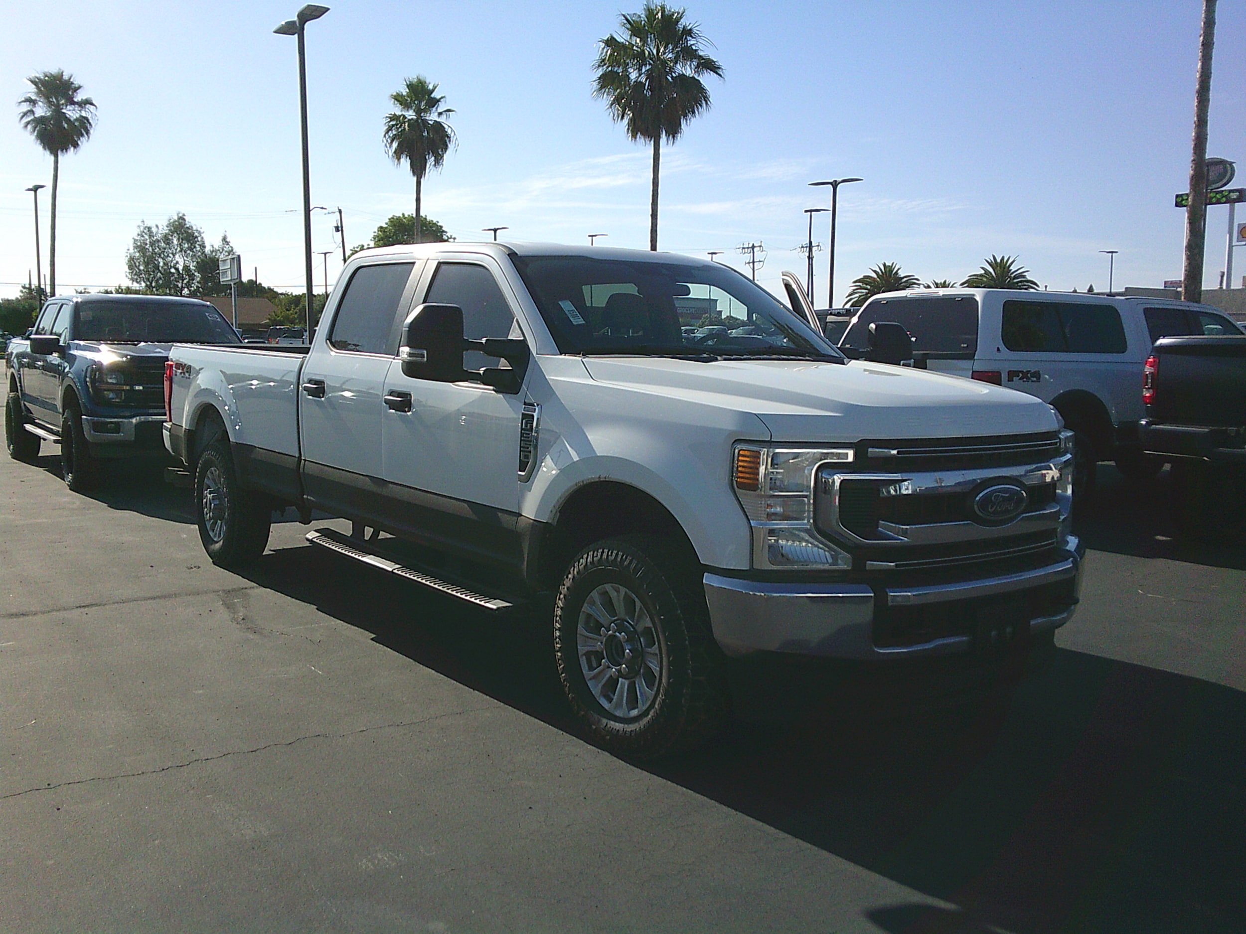 2022 Ford F-350 XL 4x4 Crew Cab 6-1/2' Box SRW's photo
