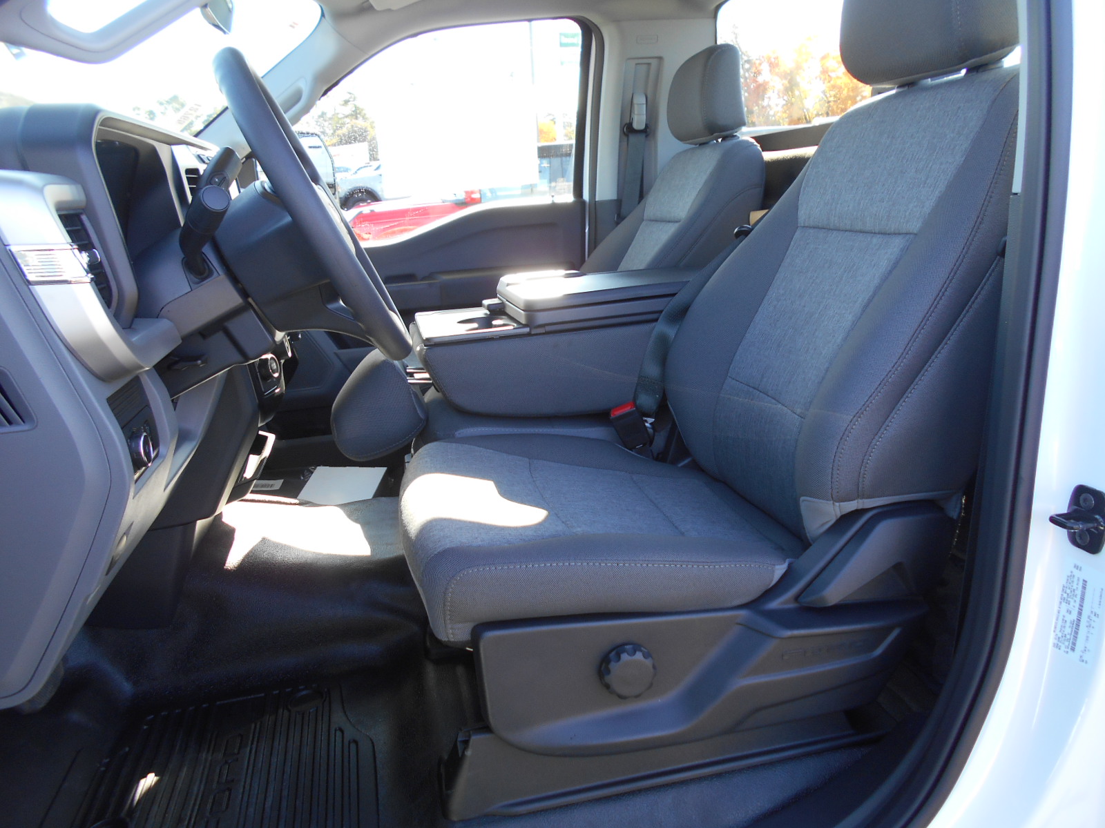 2024 Ford F-550 XL photo 4
