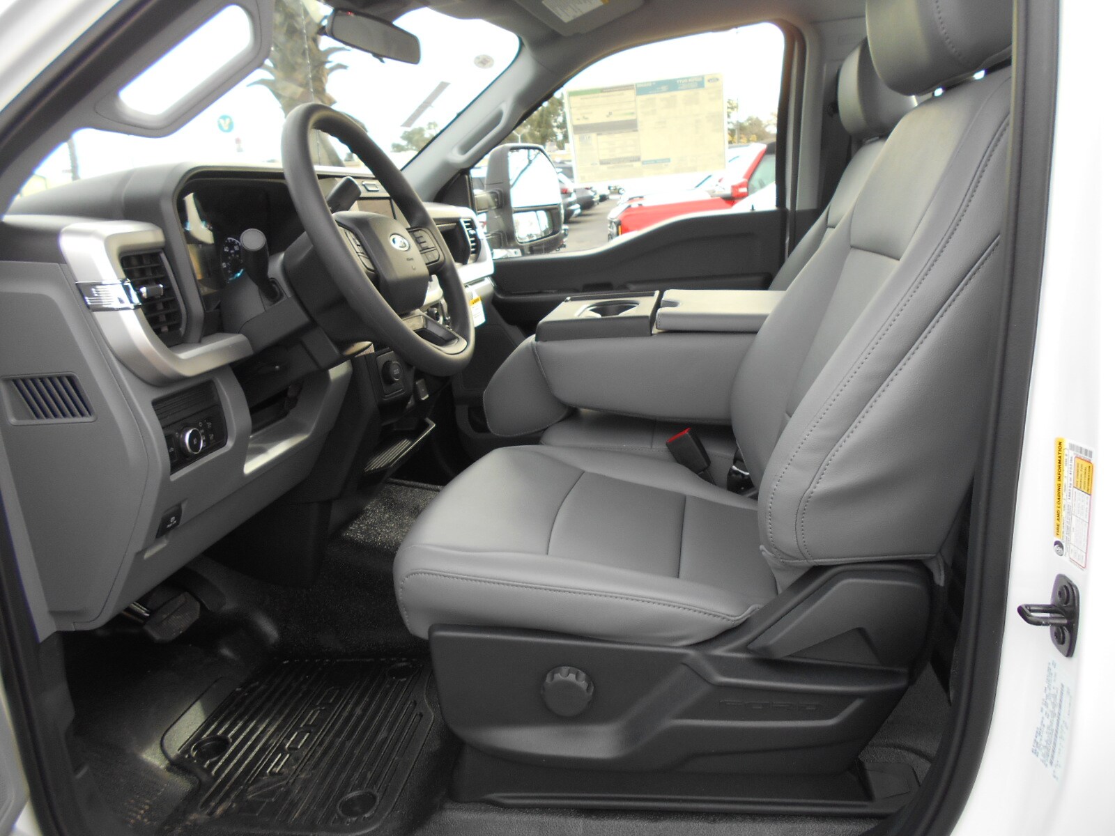 2025 Ford F-250 XL photo 2