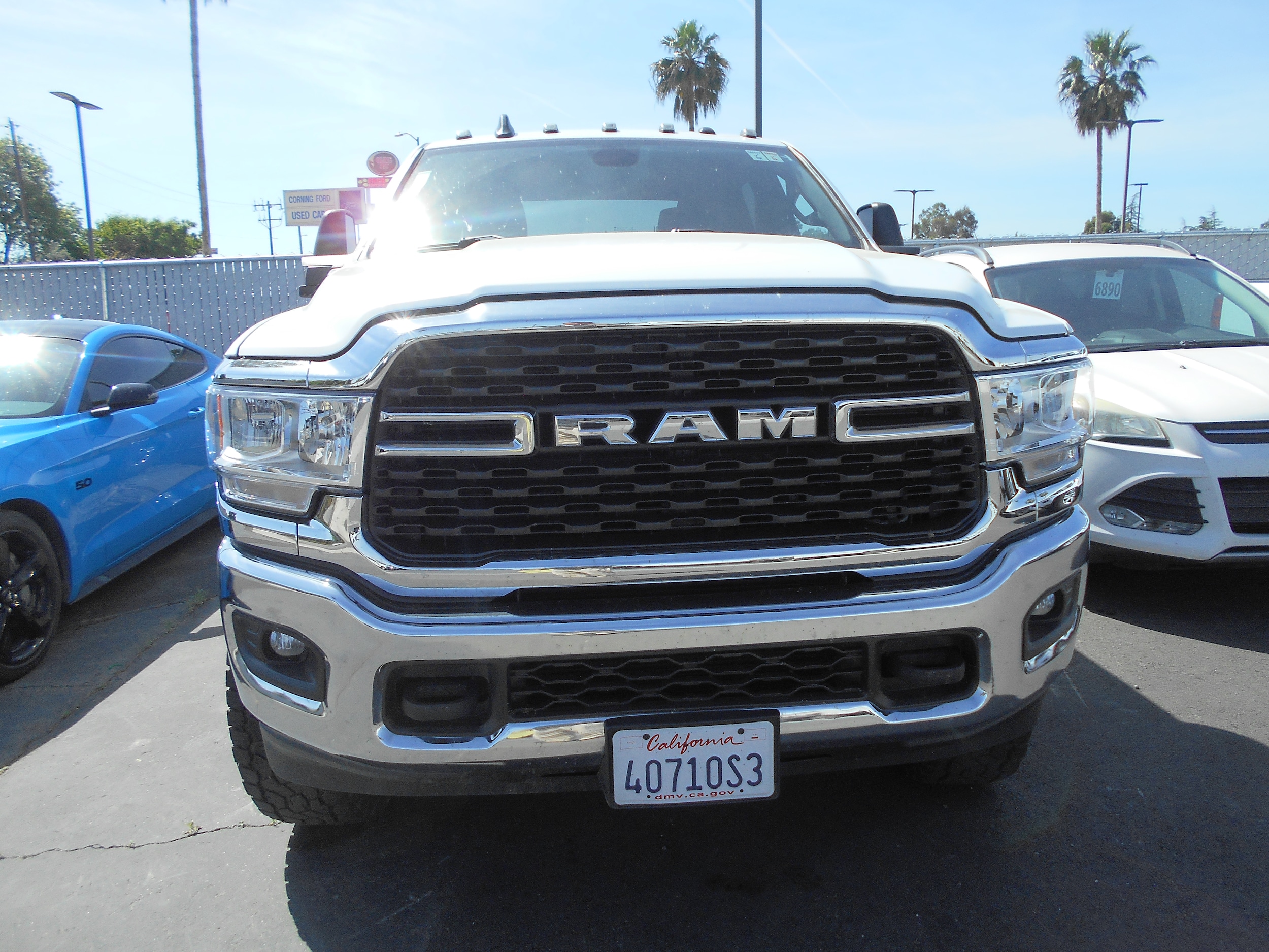 2023 Ram 3500 Cloth photo 2
