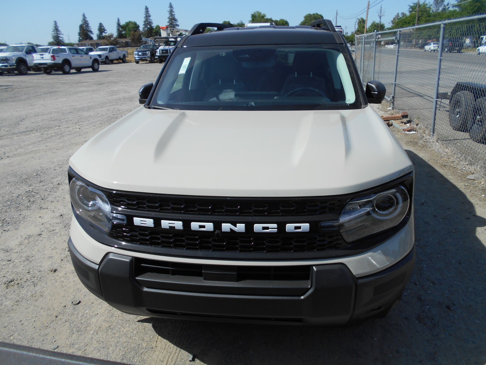 2025 Ford Bronco Sport Outer Banks photo 2