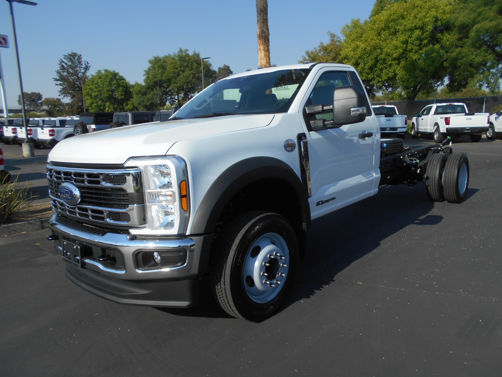 2025 Ford F-450 Chassis Regular Cab 