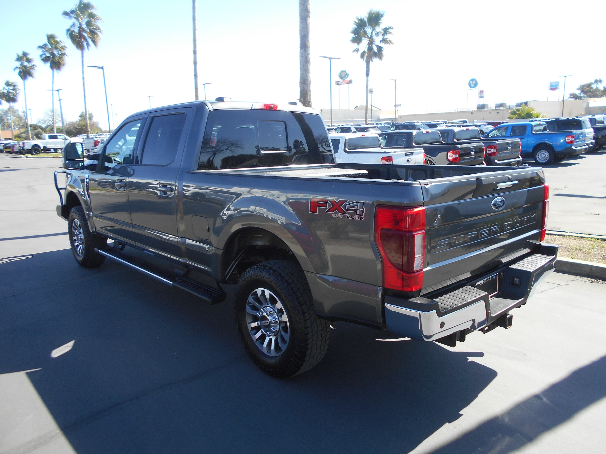 2020 Ford F-250 Lariat photo 3