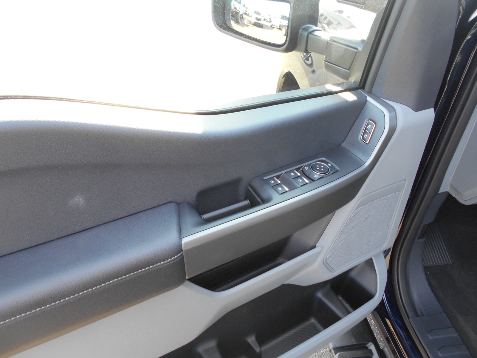 2025 Ford F-250 XLT photo 4