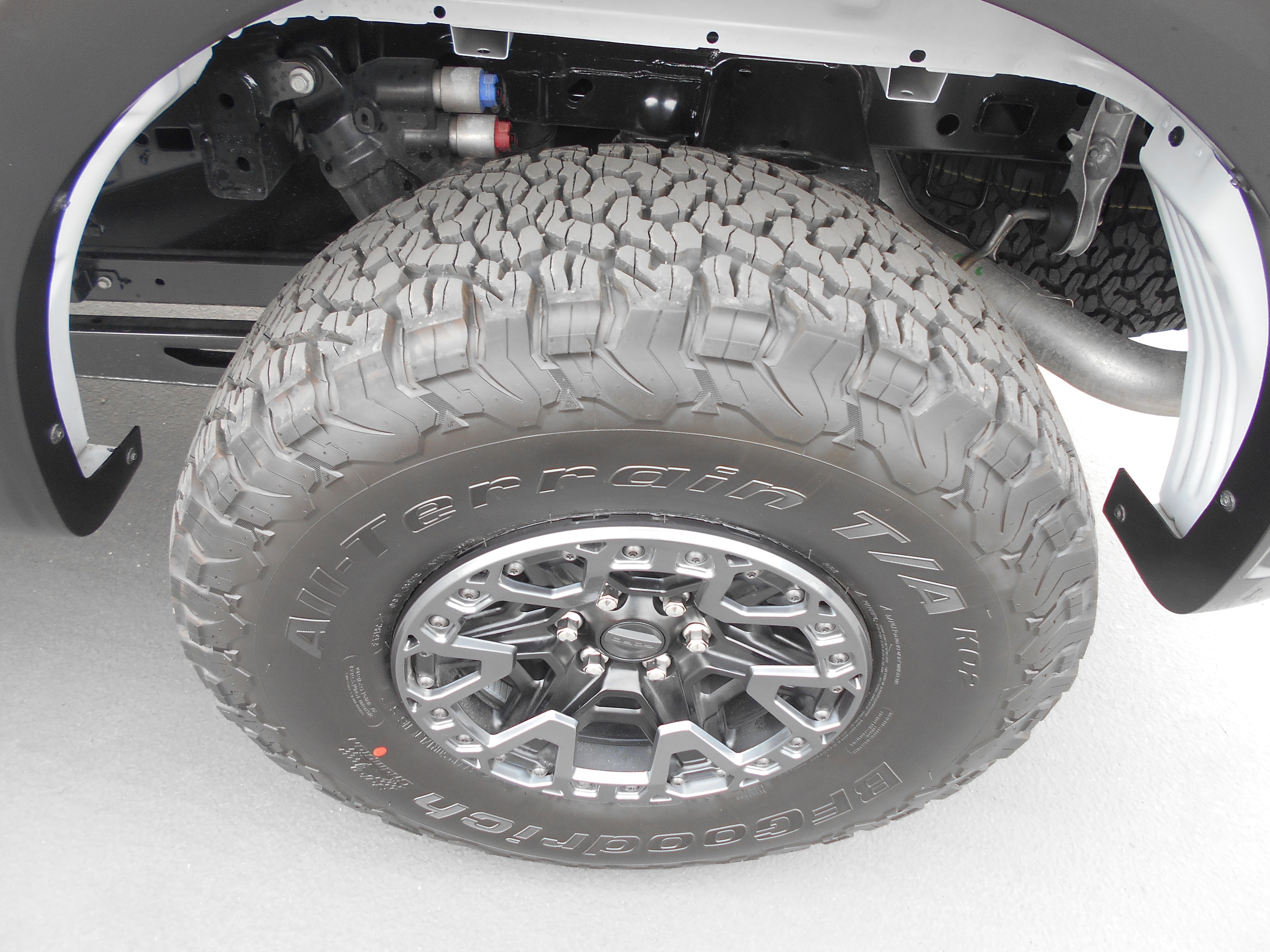 2025 Ford F-150 Raptor R Leather photo 6