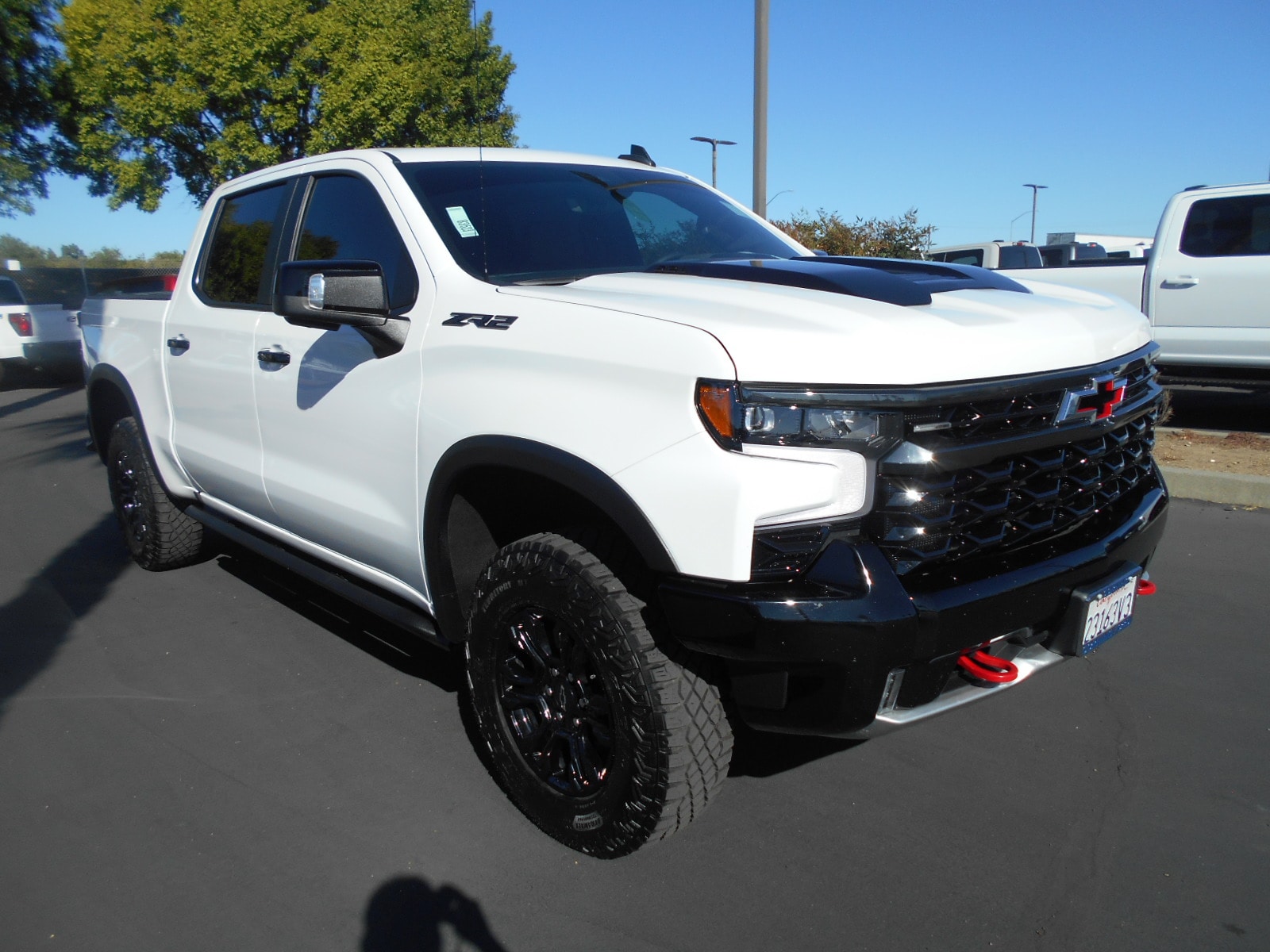 Used 2023 Chevrolet Silverado 1500 ZR2 with VIN 3GCUDHEL7PG318288 for sale in Corning, CA